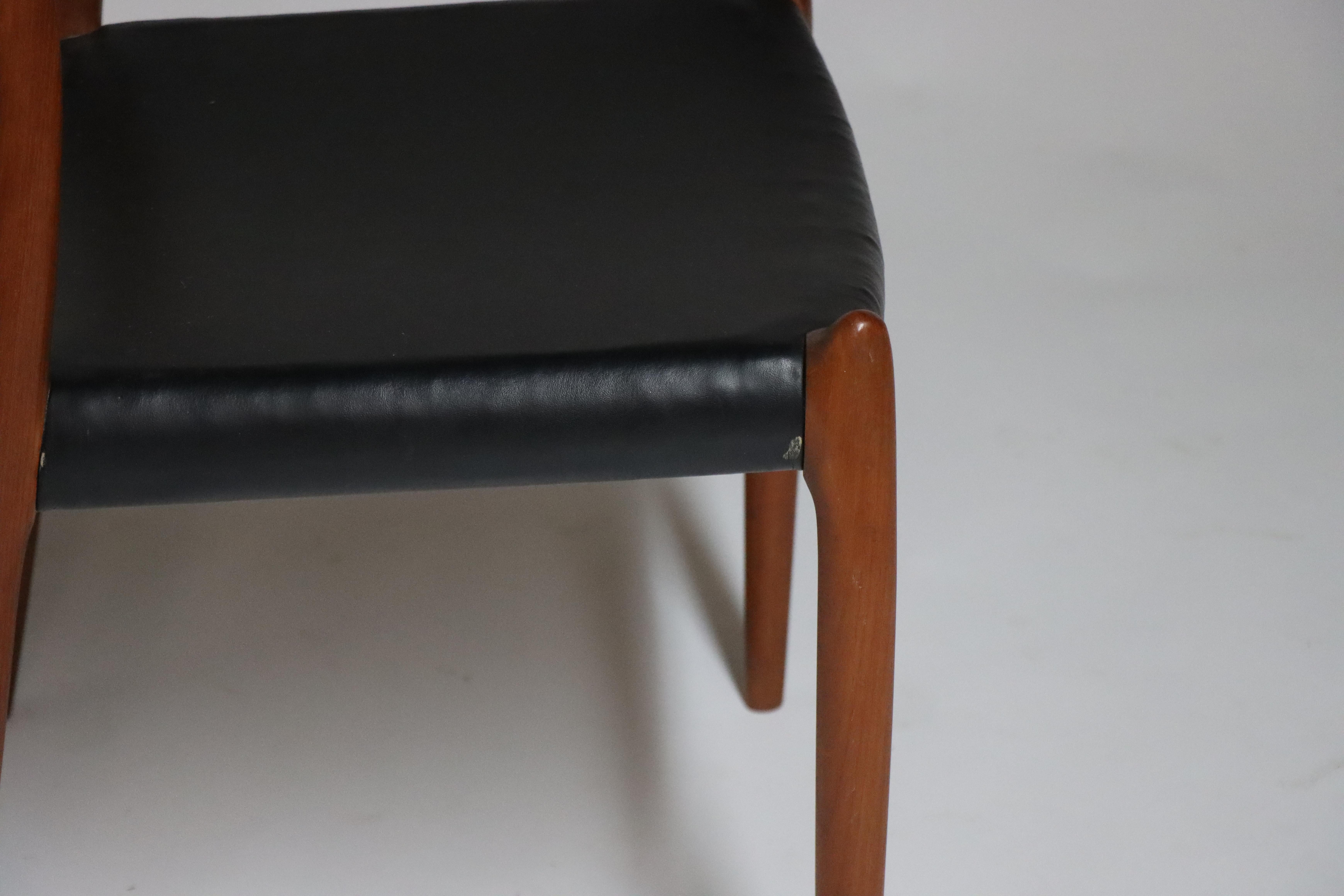 Ensemble de 8 chaises de salle à manger danoises par Neils O. Møller, modèle 78 en teck, milieu de siècle en vente 9