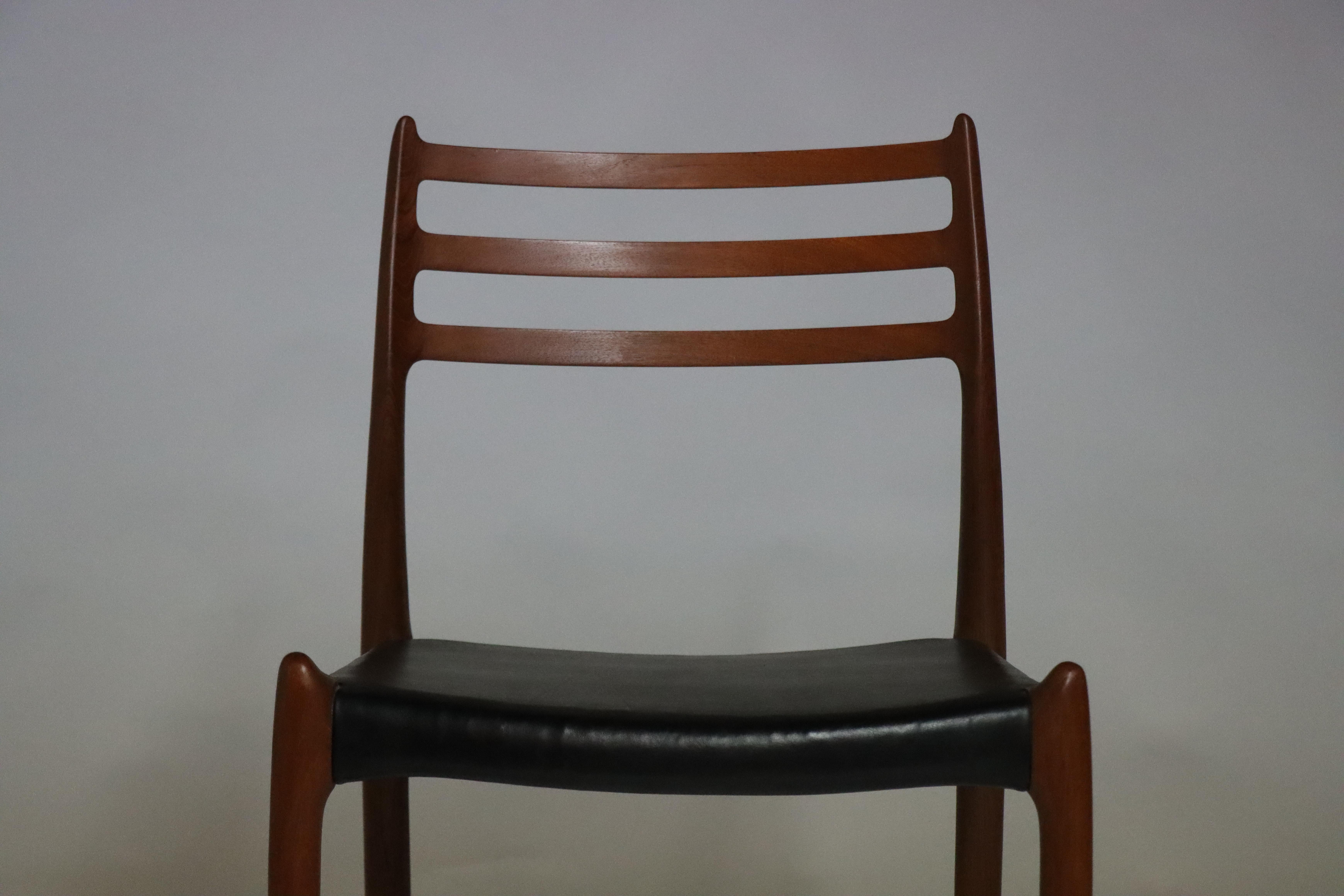 Ensemble de 8 chaises de salle à manger danoises par Neils O. Møller, modèle 78 en teck, milieu de siècle en vente 1