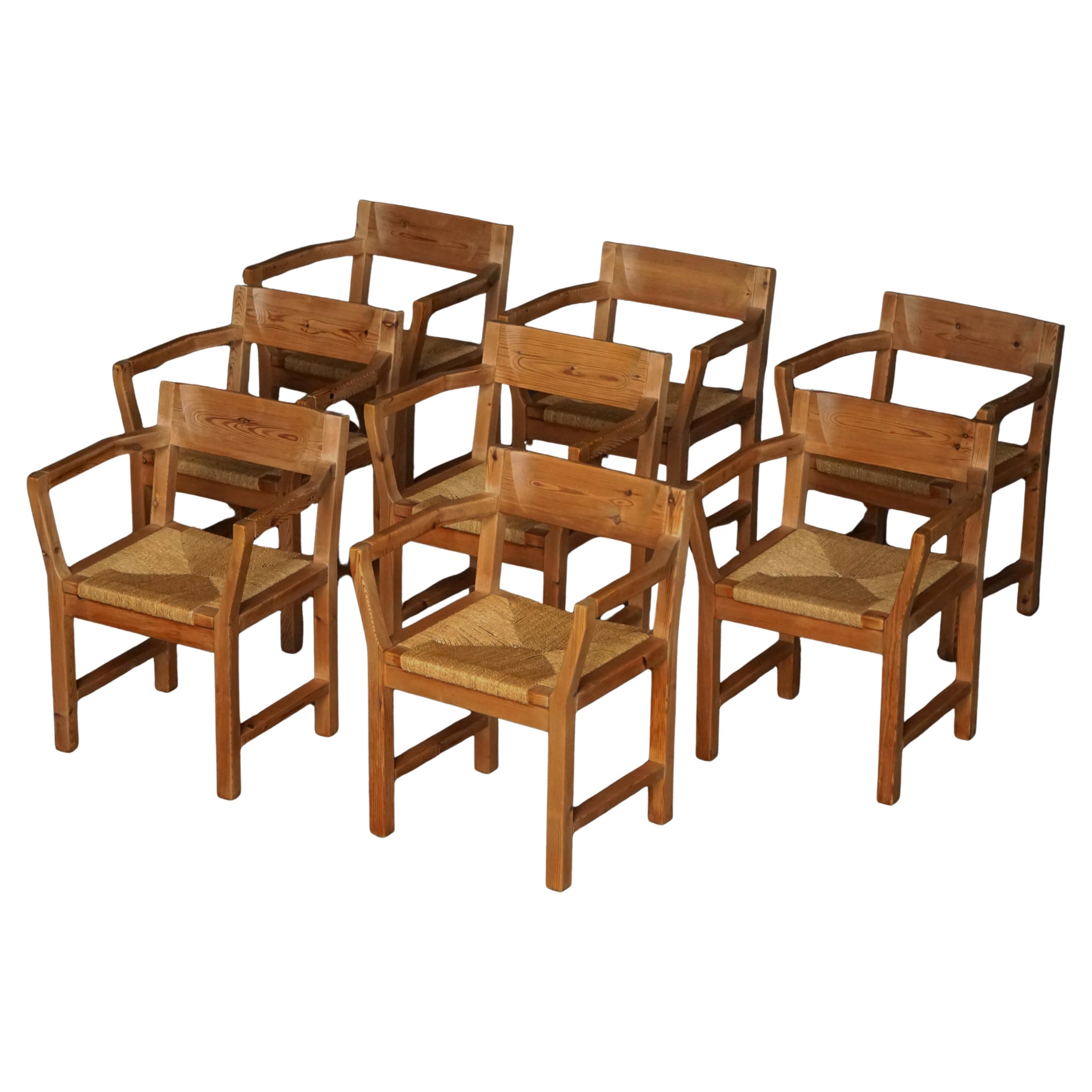 Set of 8 Danish Dining Chairs in Pine
Woven Paper Cord, Tage Poulsen, 1970s