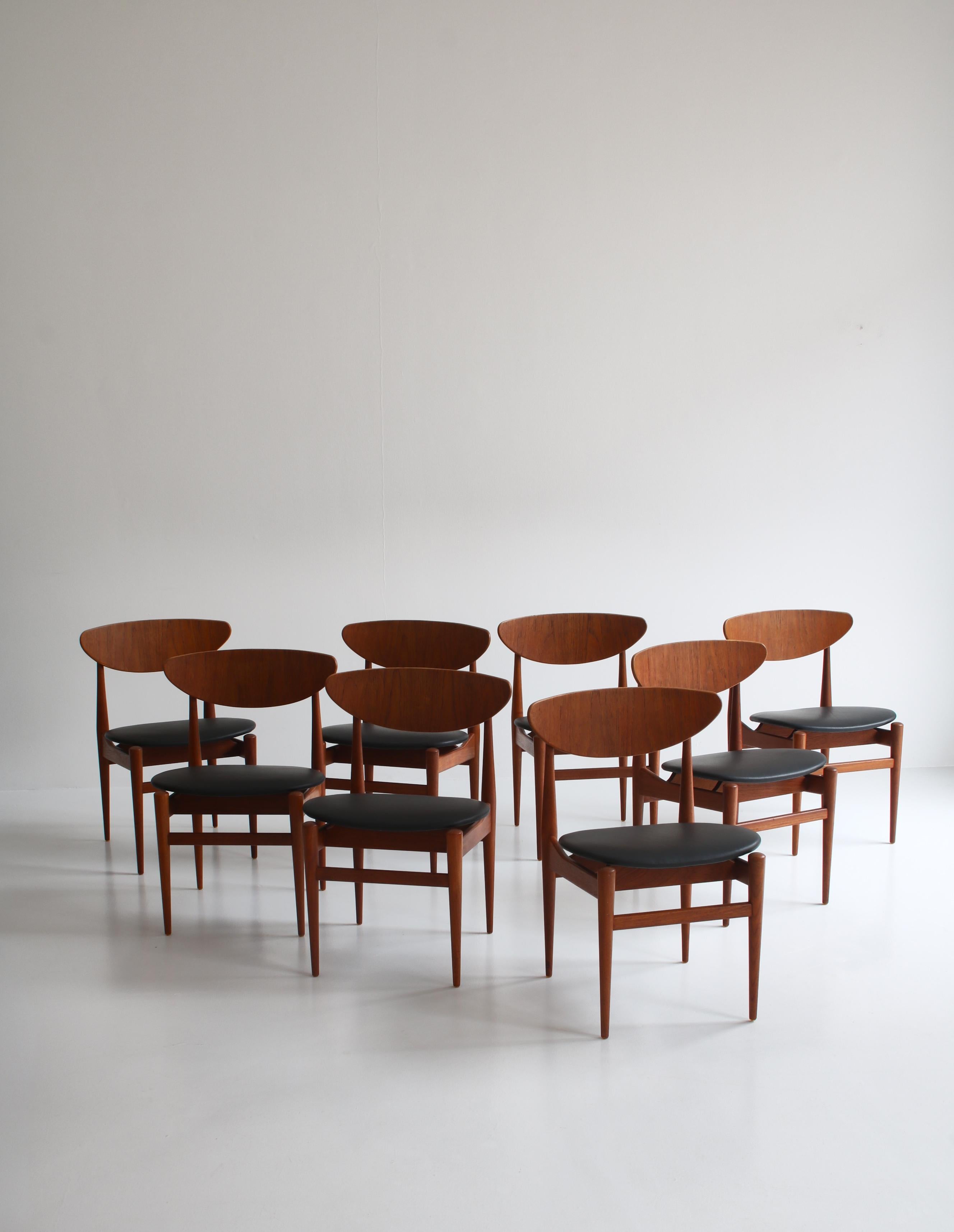 Set of 8 Danish Modern Dining Chairs Teak and Black Leather by Inge Rubino, 1963 12