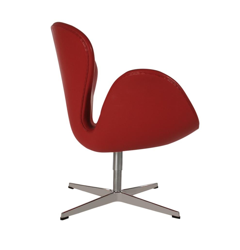 Set of 8 Danish Modern Swivel Lounge Swan Chairs by Arne Jacobsen / Fritz Hansen 6
