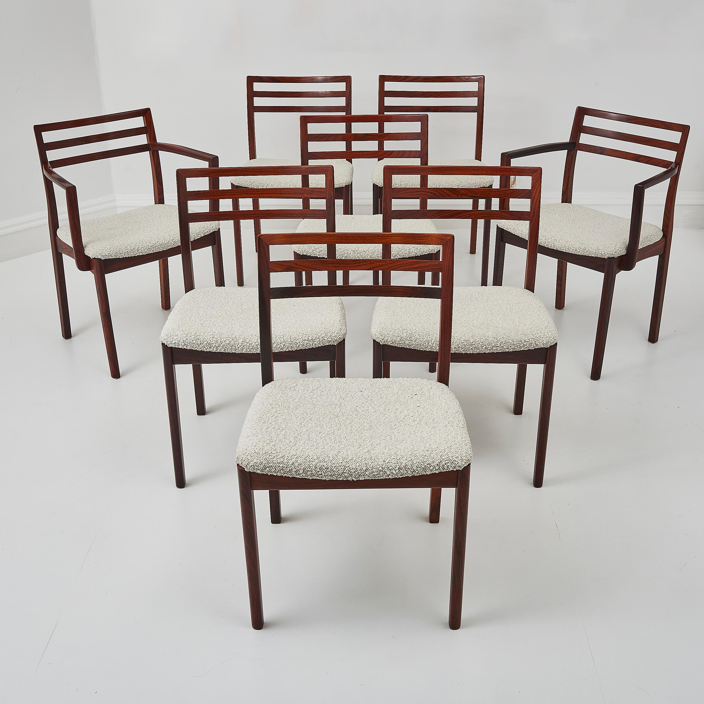 Set of 8 Danish Rosewood dining chairs recently upholstered in a cream coloured boucle. 


This set comprises of 6 chairs and two carvers, all with ladder design backs. The frames and been recently professionally repolished. 

 

Dimensions: