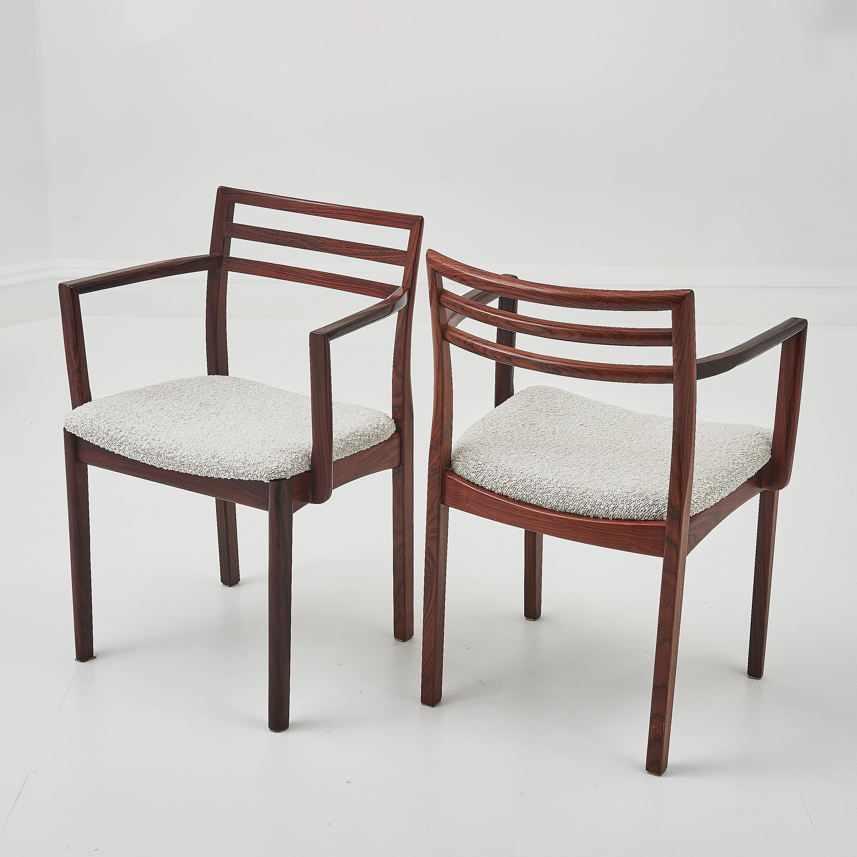 20th Century Set of 8 Danish Rosewood Dining Chairs Recently Upholstered In Boucle