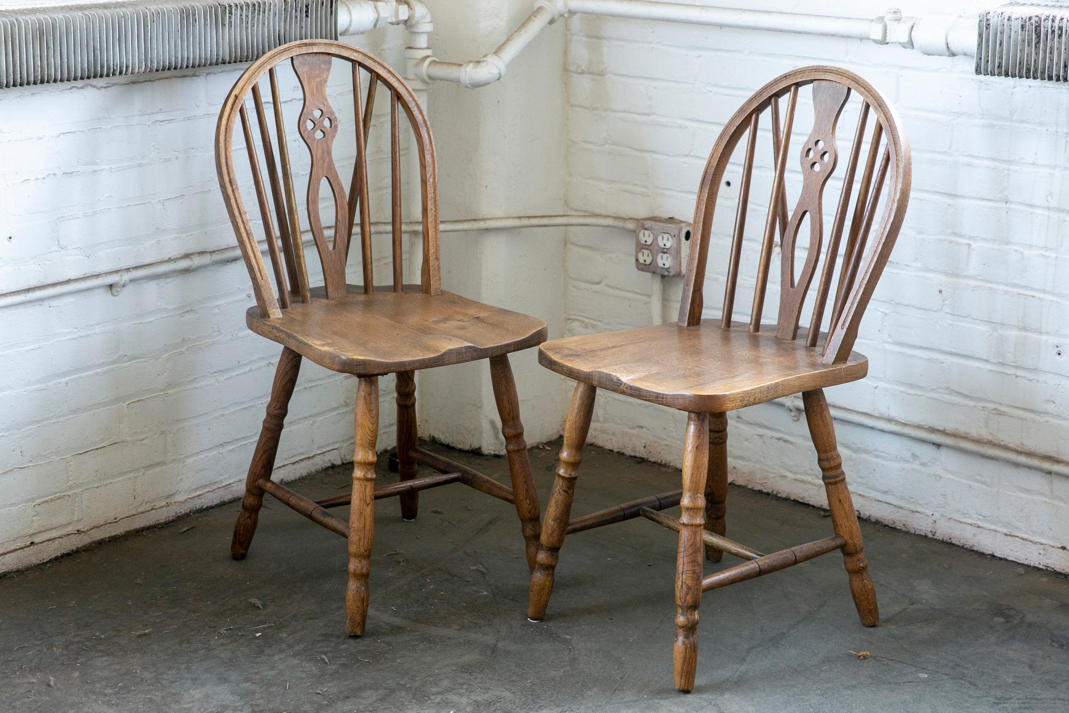 Set of 8 Danish Windsor Style Dining Chairs, Early to Mid-1900s in Stained Oak For Sale 7