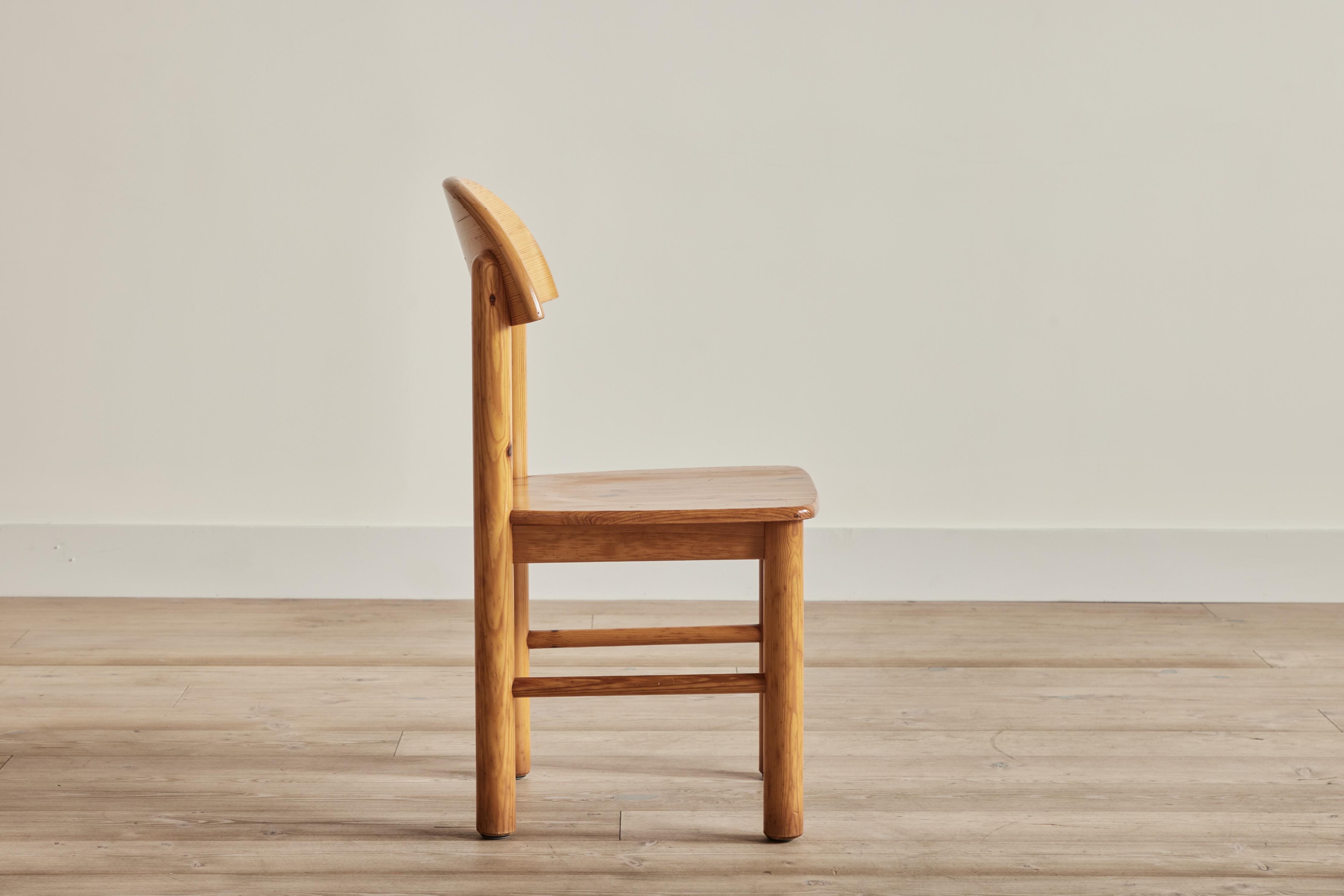 Danish Set of 8 Daumiller Chairs
