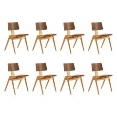 Lot de 8 chaises d'appoint Daystak - Beeche & Walnut - par Robin Day pour &Tradition