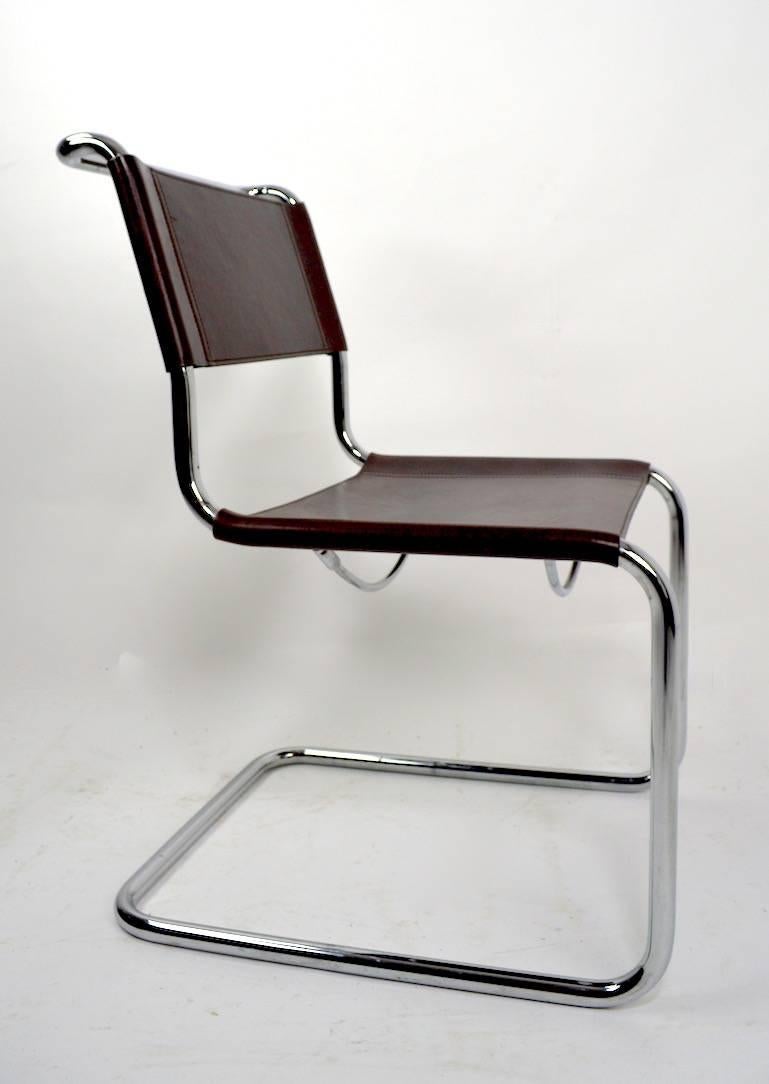 International Style Set of Eight Dining Chairs by Breuer in Chrome and Leather