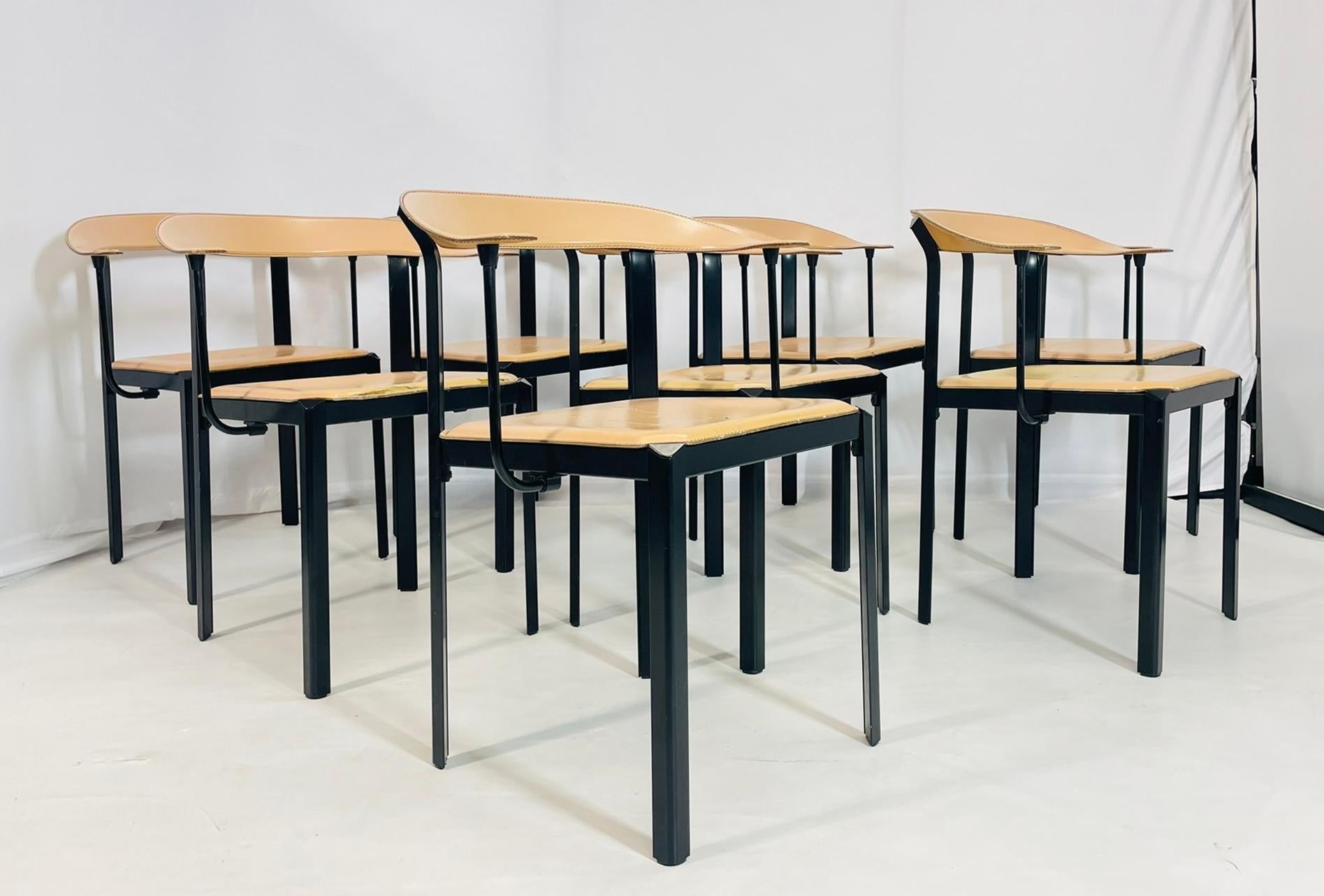 Set di 8 sedie da pranzo di Giancarlo Vegni per Fasem, Italia anni '70 In condizioni discrete in vendita a Los Angeles, CA