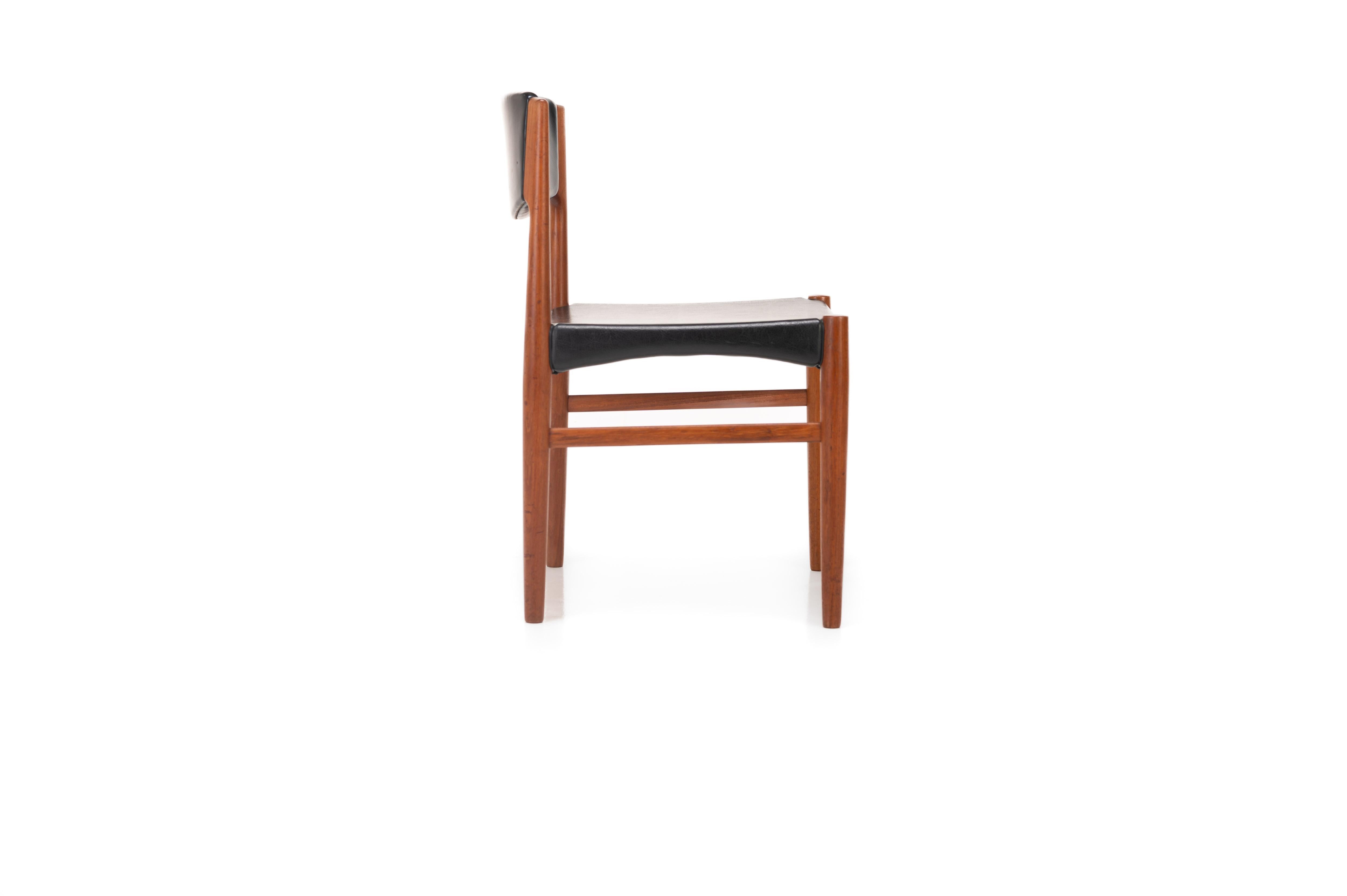 Set of 8 Dining Chairs by Grete Jalk for Glostrup Møbelfabrik, Denmark, 1960s 4