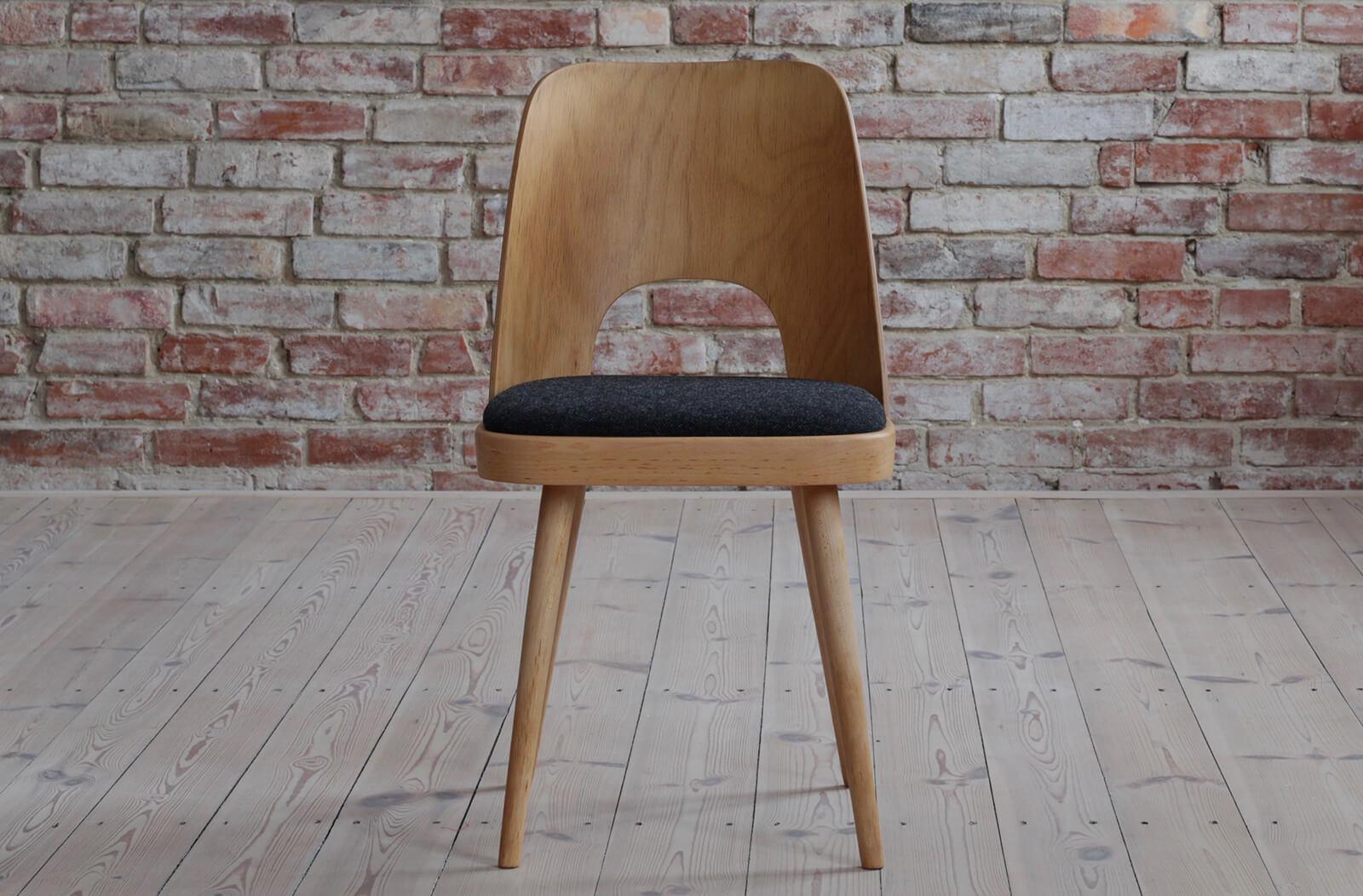 Bentwood Set of 8 Dining Chairs by Oswald Haerdtl, Reupholstered, Mid Century Modern