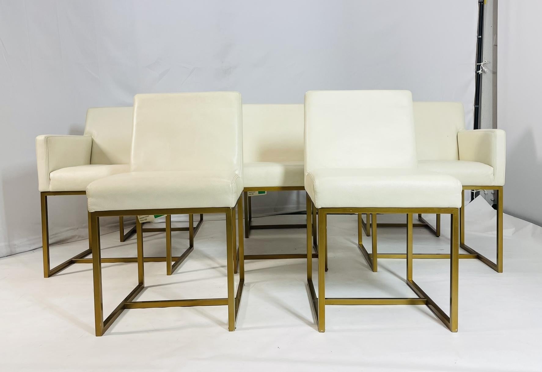 Moderno Set di 8 sedie da pranzo di Restoration Hardware in vendita