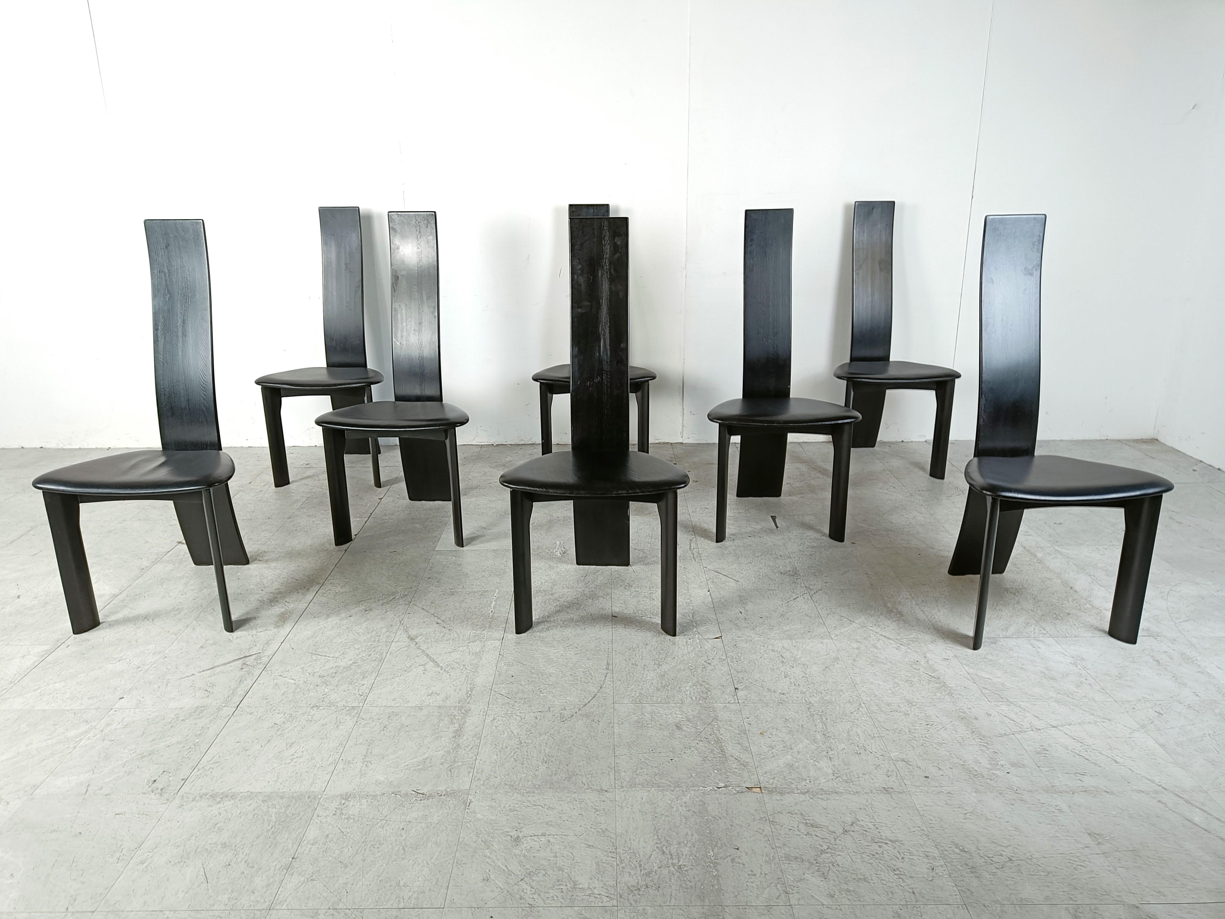 Postmoderne Ensemble de 8 chaises de salle à manger par Rob & DENES van den Berghe, 1980 - ensemble de 8 en vente