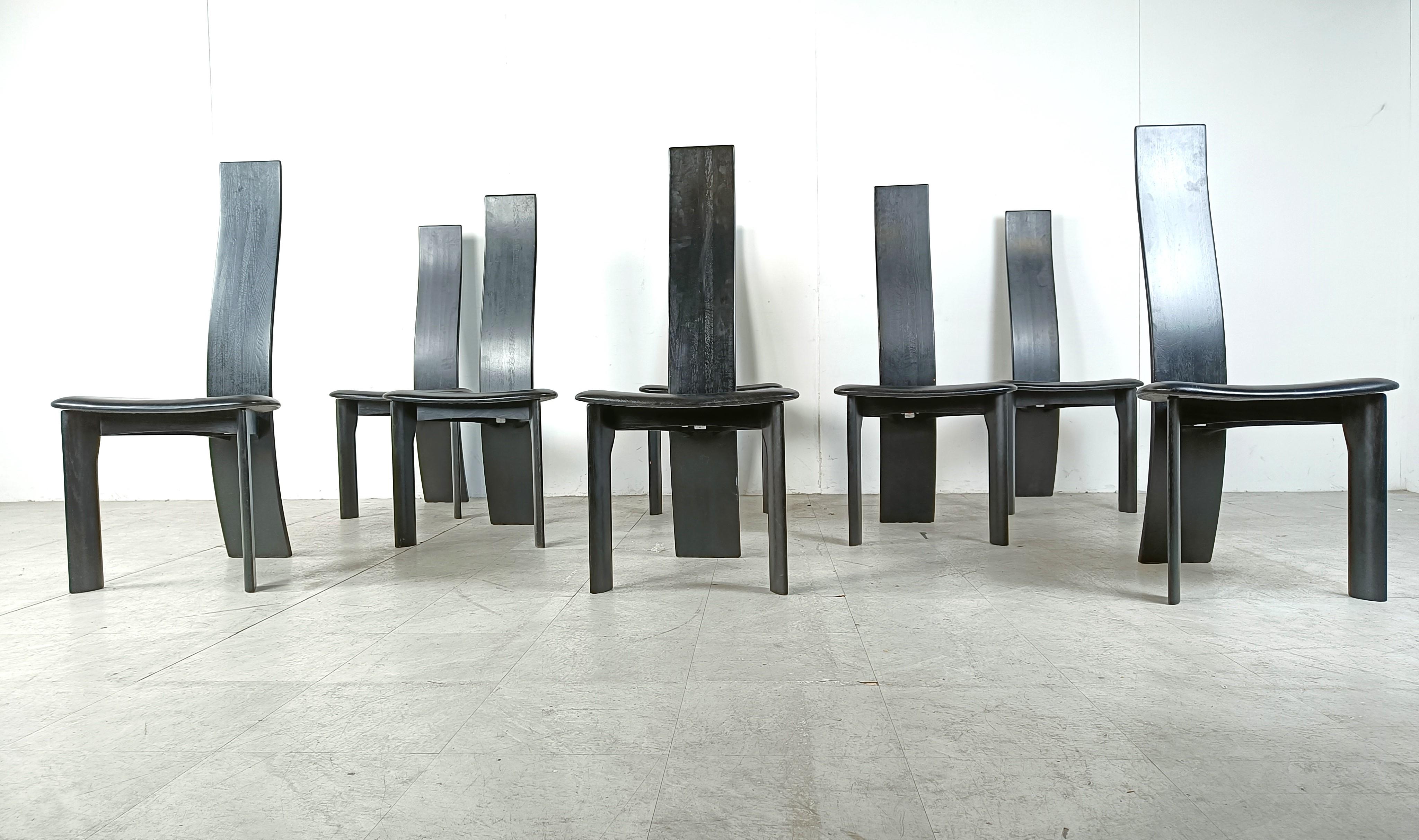 Ébénisé Ensemble de 8 chaises de salle à manger par Rob & DENES van den Berghe, 1980 - ensemble de 8 en vente