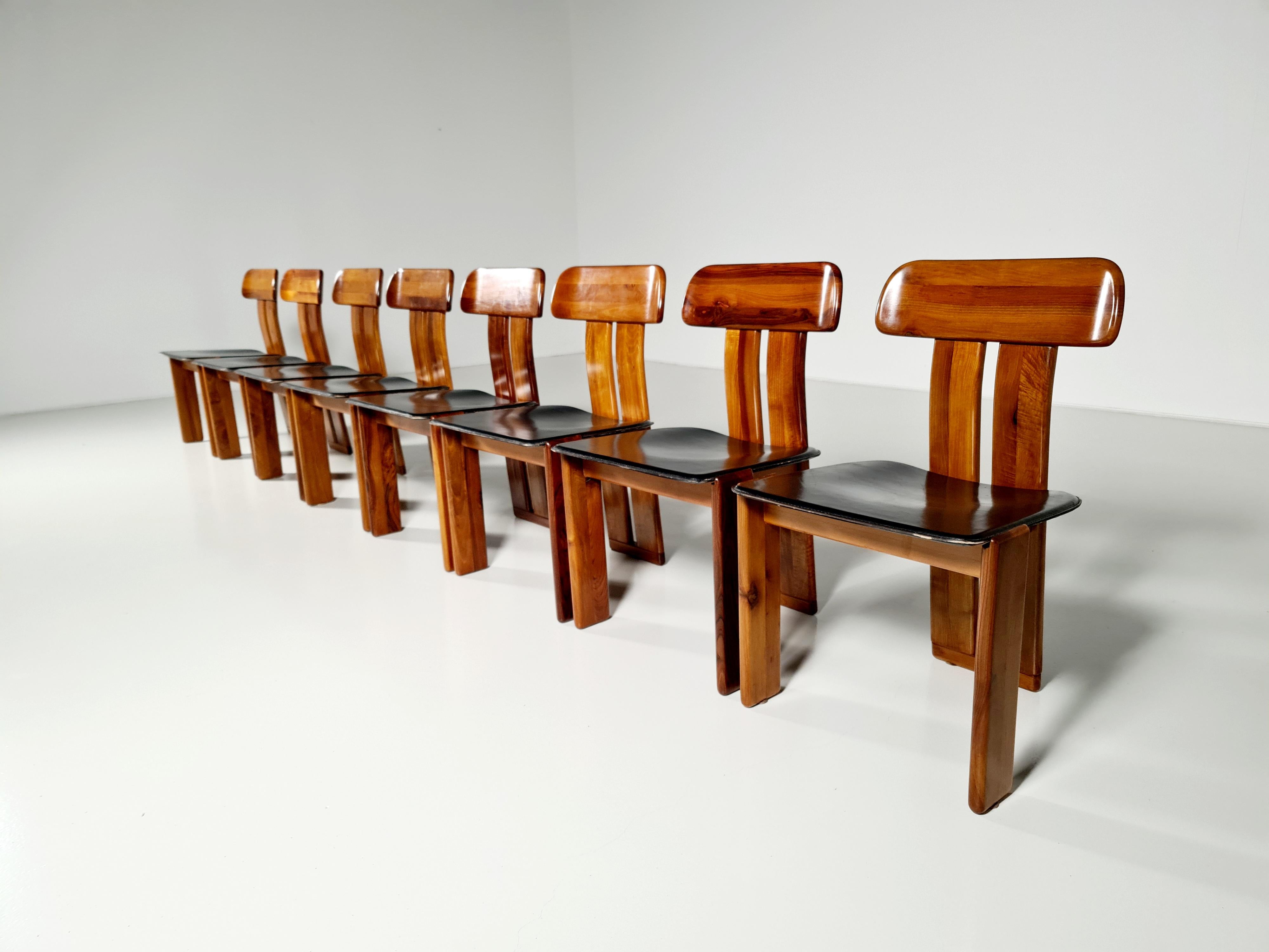 Mid-Century Modern Set of 8 Dining Chairs by Sapporo for Mobil Girgi, Italy, 1970s