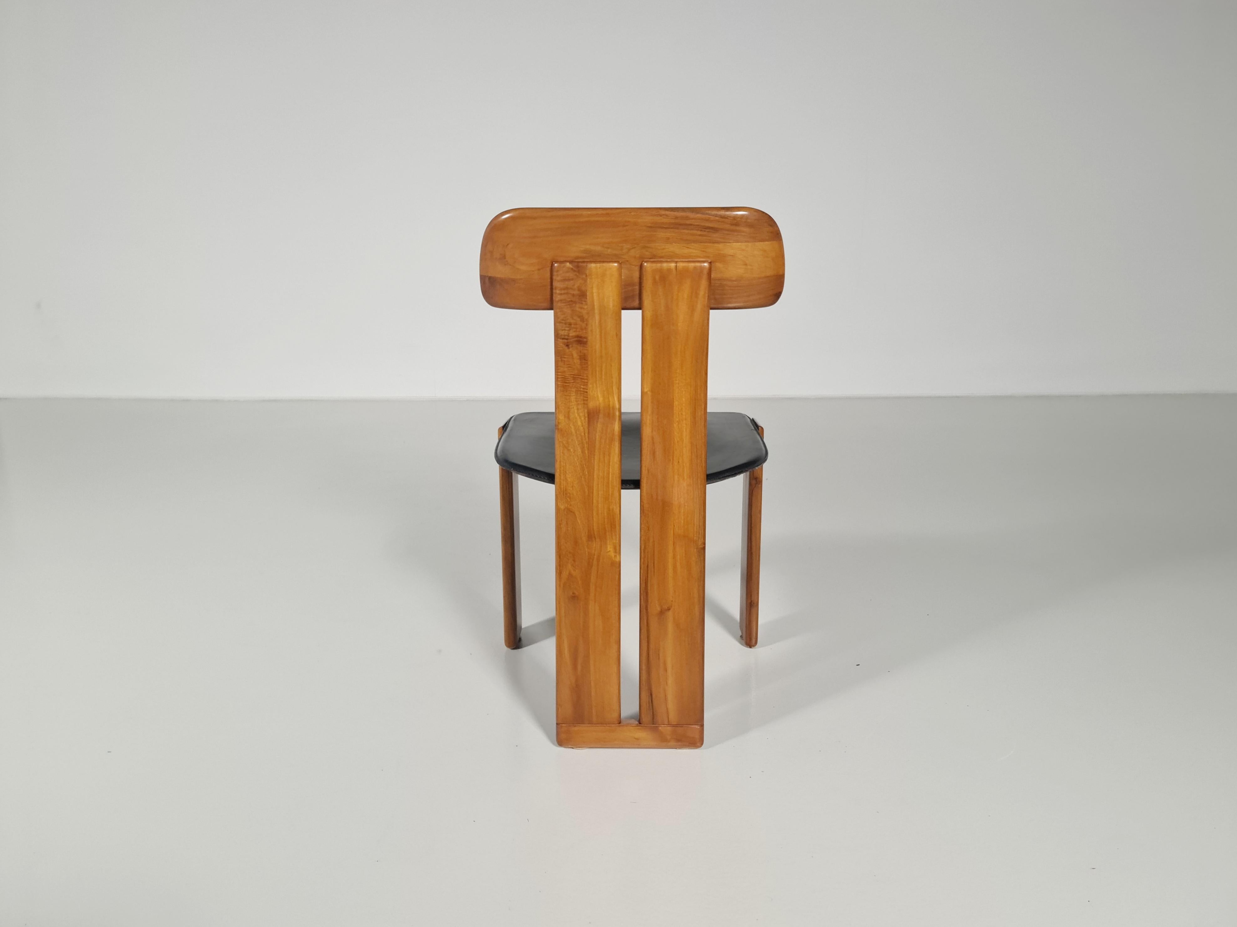 Set of 8 Dining Chairs by Sapporo for Mobil Girgi, Italy, 1970s 1