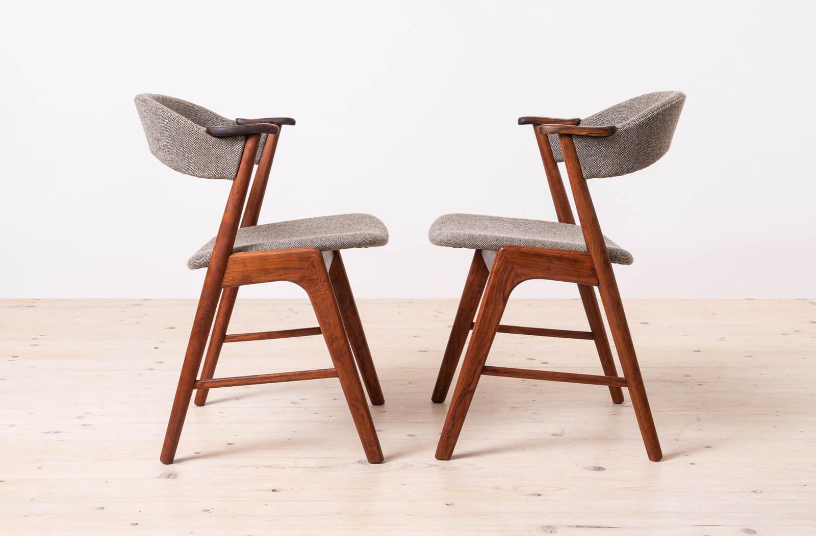 Metà XX secolo Set di 8 sedie da pranzo in stile Kai Kristiansen, anni '60, Korup, completamente restaurate in vendita