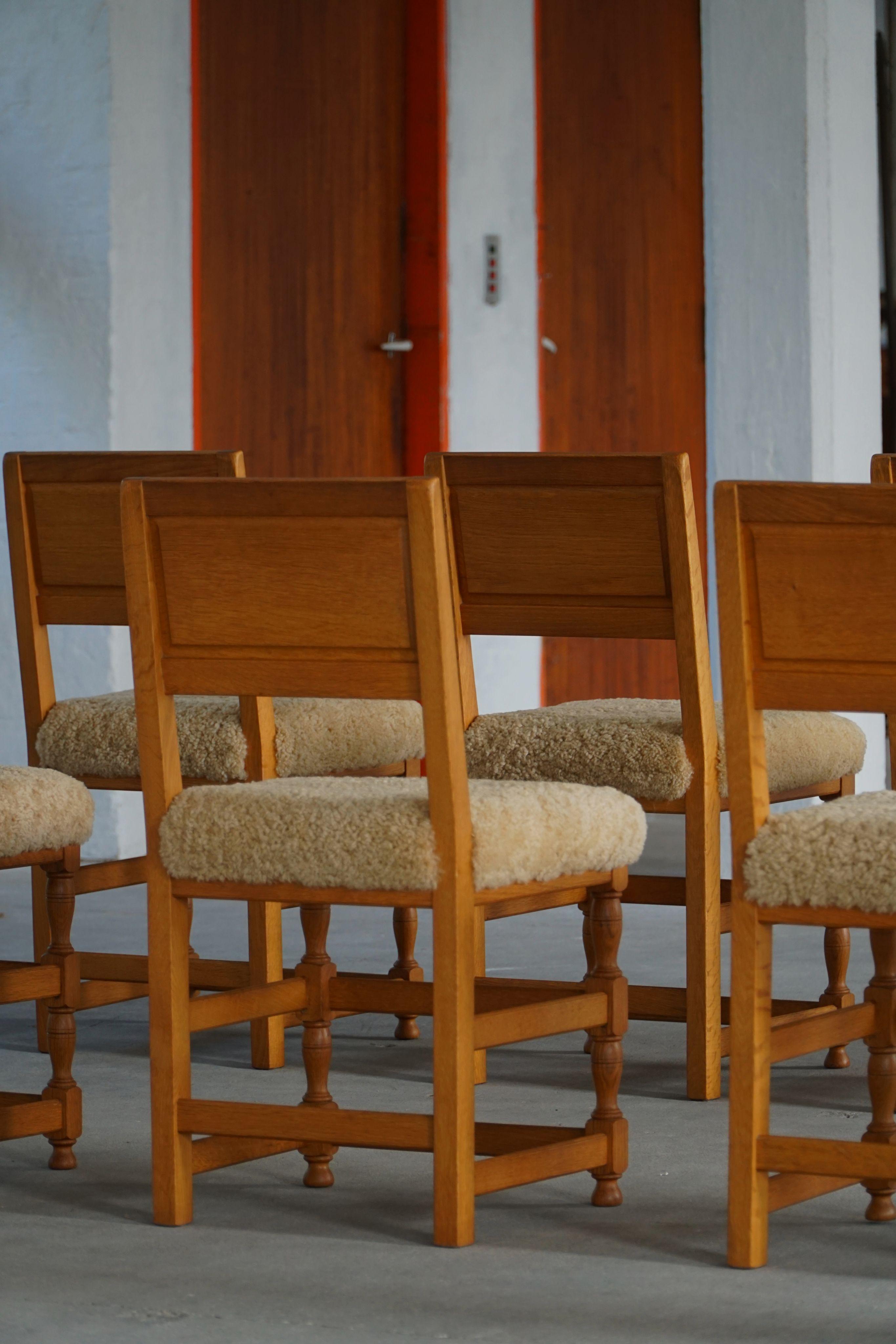 Set di 8 sedie da pranzo in Oak e lana d'agnello, stile moderno danese, Rud Rasmussen, anni '40 in vendita 8