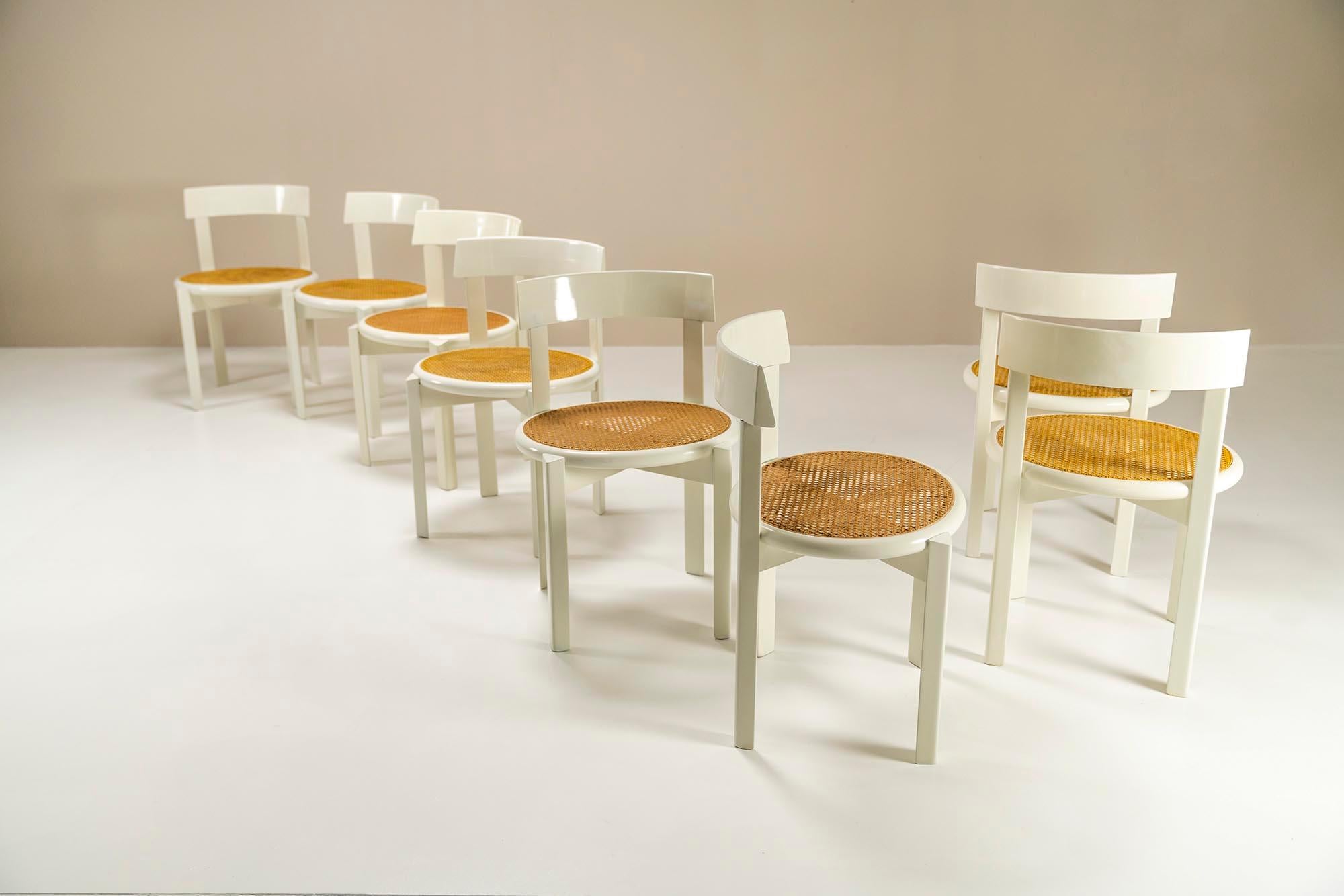 Mid-Century Modern Set of 8 Dining Chairs in White Lacquered Wood and Wicker, Italy, 1980s