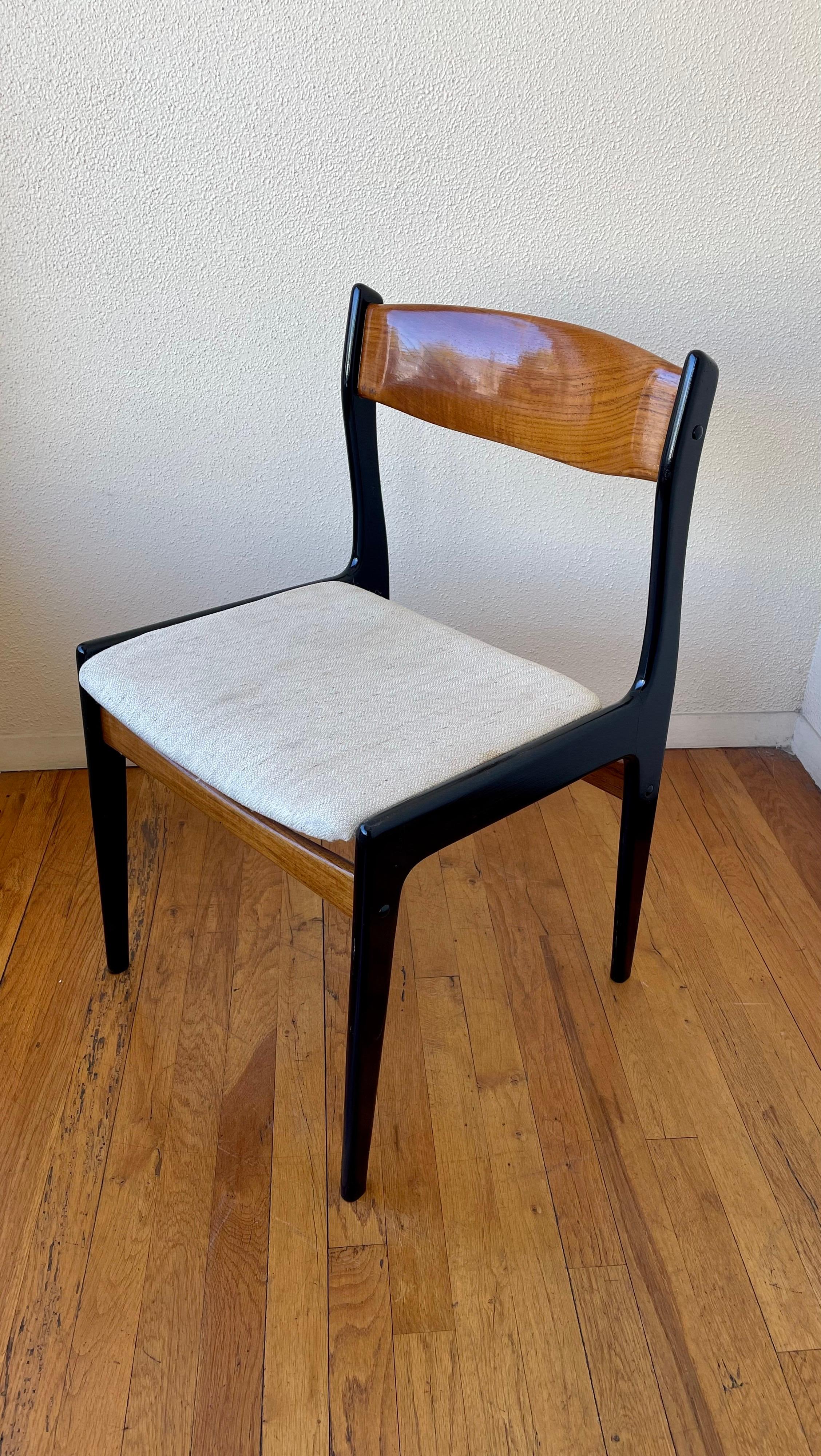 Teak Set of 8 Dining Danish Modern Mid Century Chairs