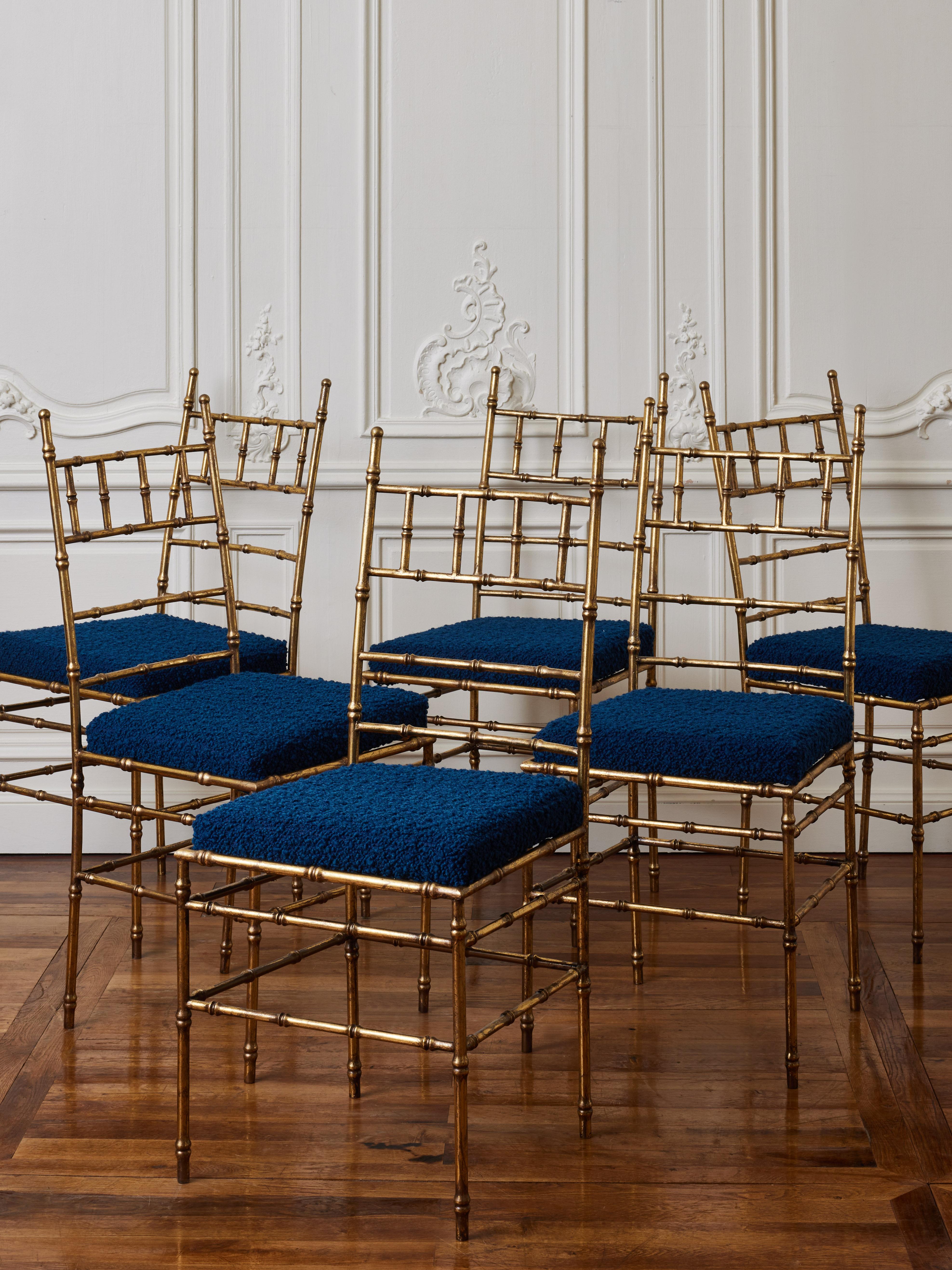 Mid-Century Modern Ensemble de 8 chaises de salle à manger par Studio Glustin en vente