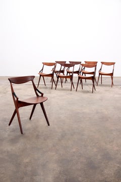 Arne Hovmand Olsen for Mogens Kold 8 dinning chairs model 71  1960s