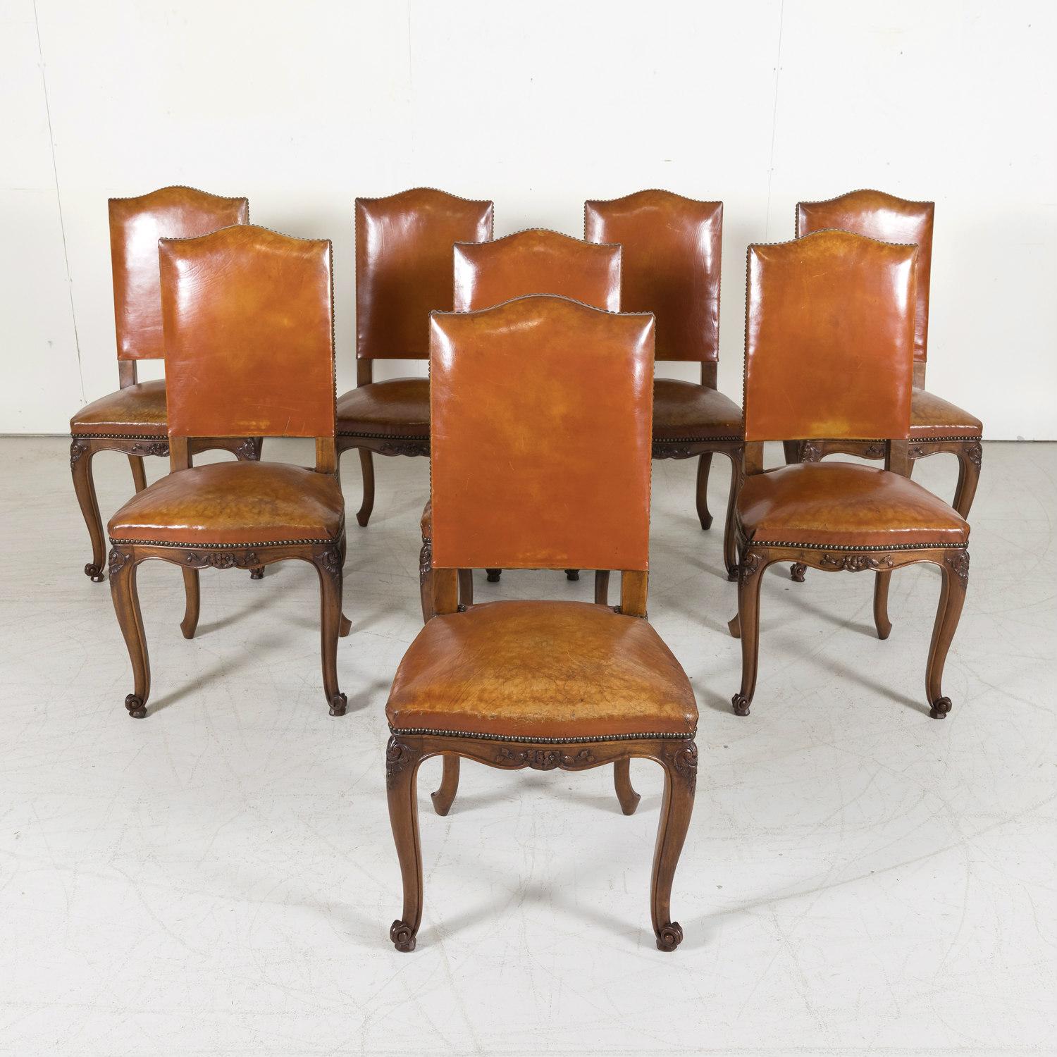 Set of 8 Early 20th Century French Louis XV Style Walnut and Leather Side Chairs In Good Condition In Birmingham, AL