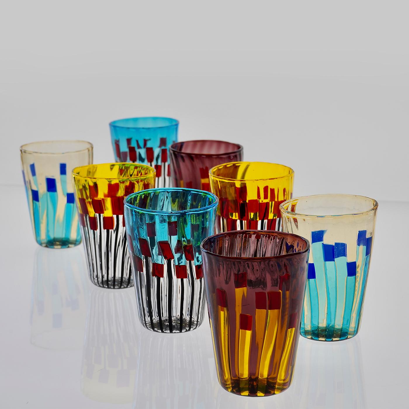 Verre Ensemble de 8 gobelets en verre éclectiques de la Collectional par Silvio Piattelli en vente