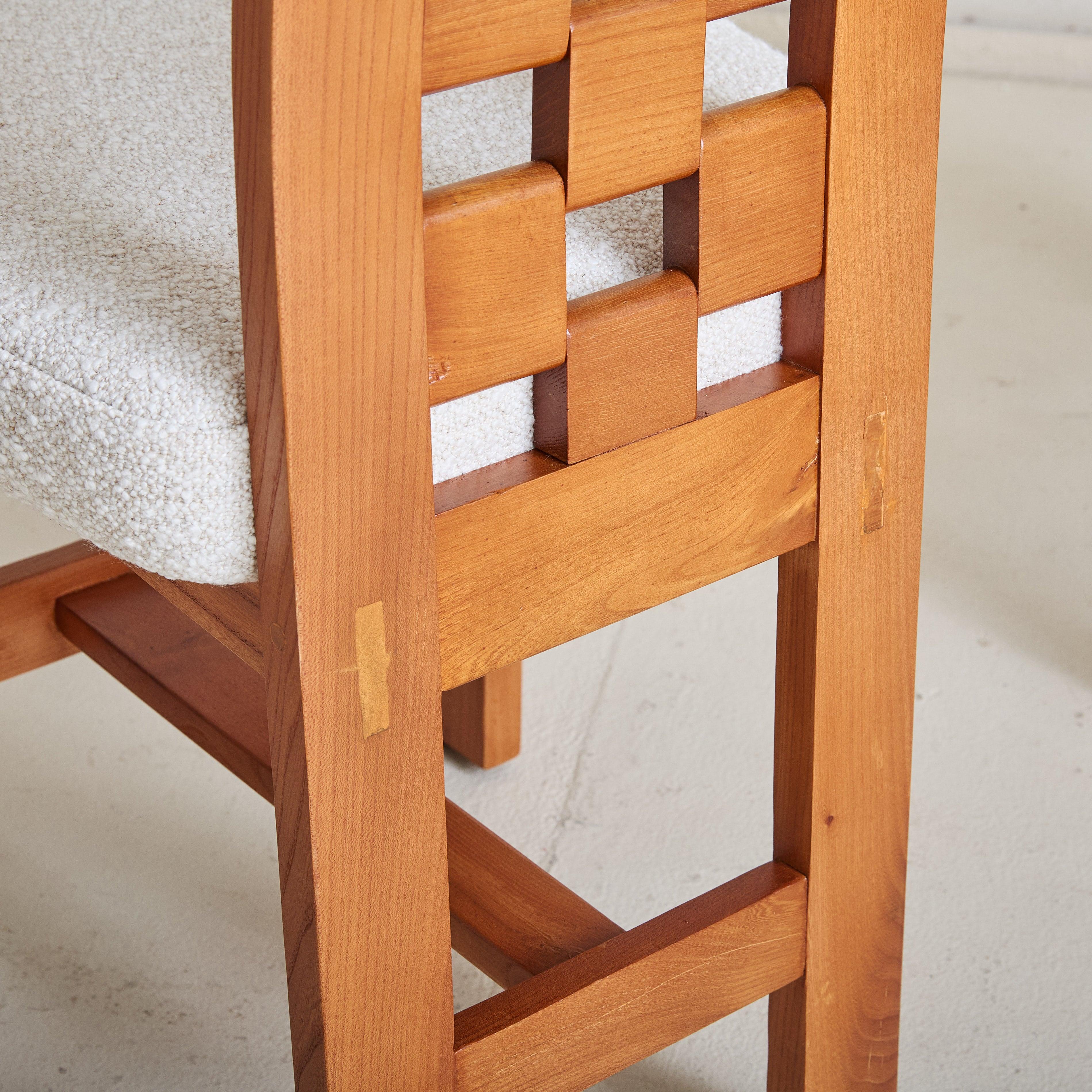 Fin du 20e siècle Ensemble de 8 chaises de salle à manger en orme attribuée à la Maison Regain, 1970 en vente
