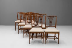 Satz von 8 Ulmen-Esszimmerstühlen