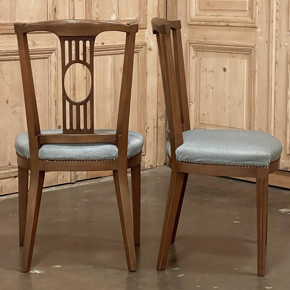 Set of 8 English Hepplewhite Dining Chairs For Sale 6
