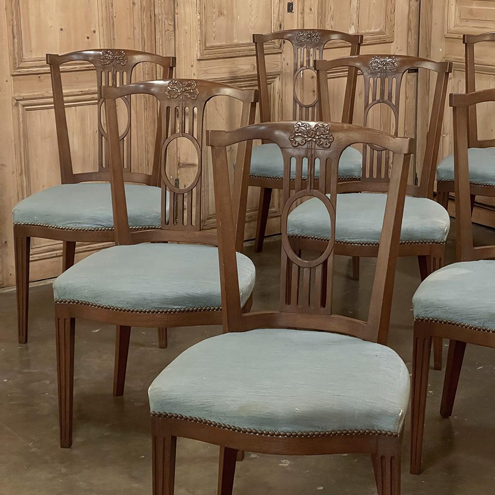 Set of 8 English Hepplewhite Dining Chairs For Sale 2