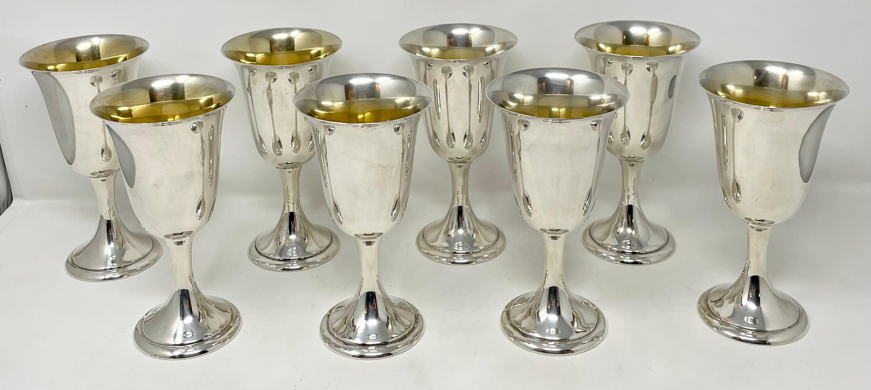Set of 8 Estate Italian sterling silver wine or water goblets, circa 1950-1960.