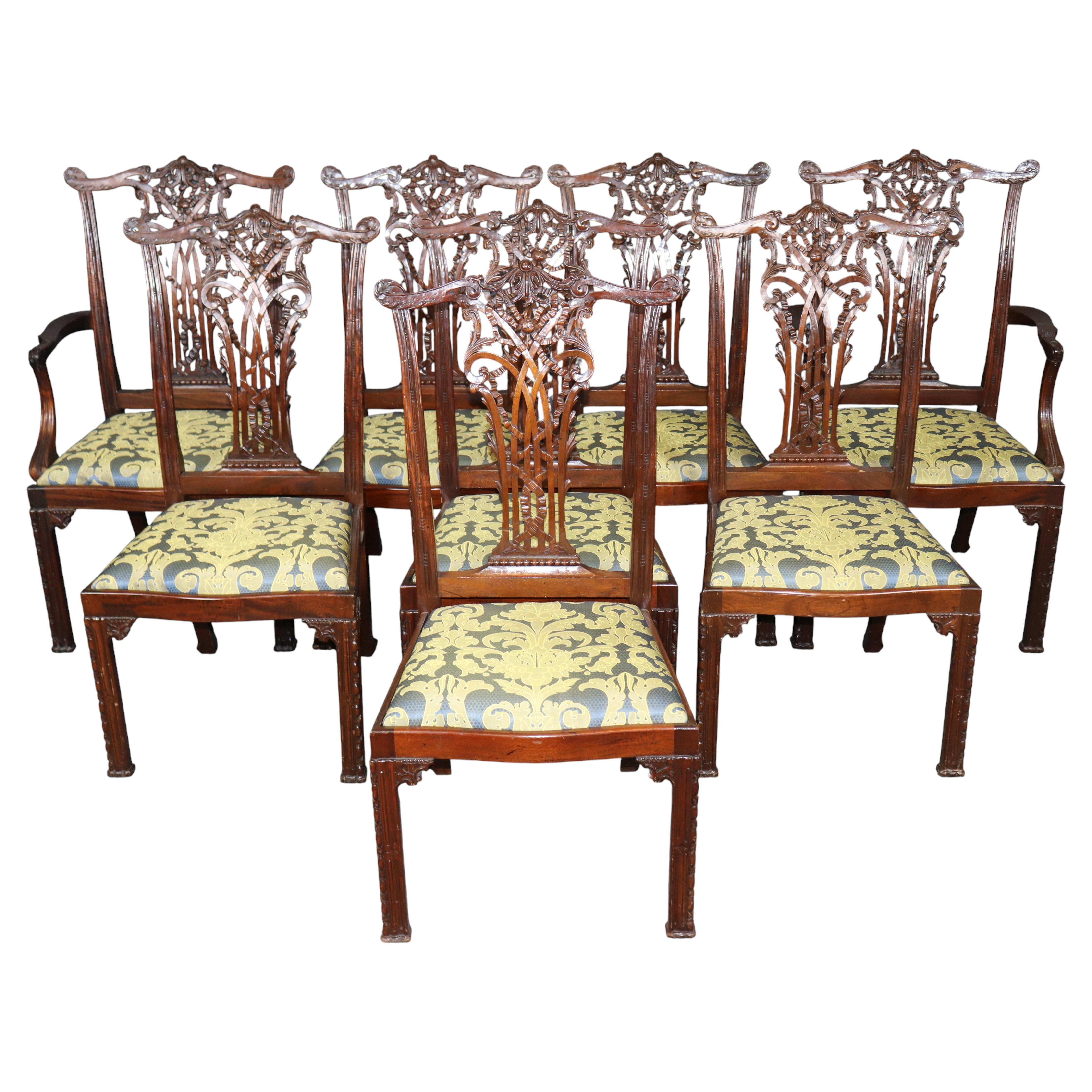 Set aus 8 fantastischen, geschnitzten Mahagoni-Esszimmerstühlen im chinesischen Chippendale-Stil