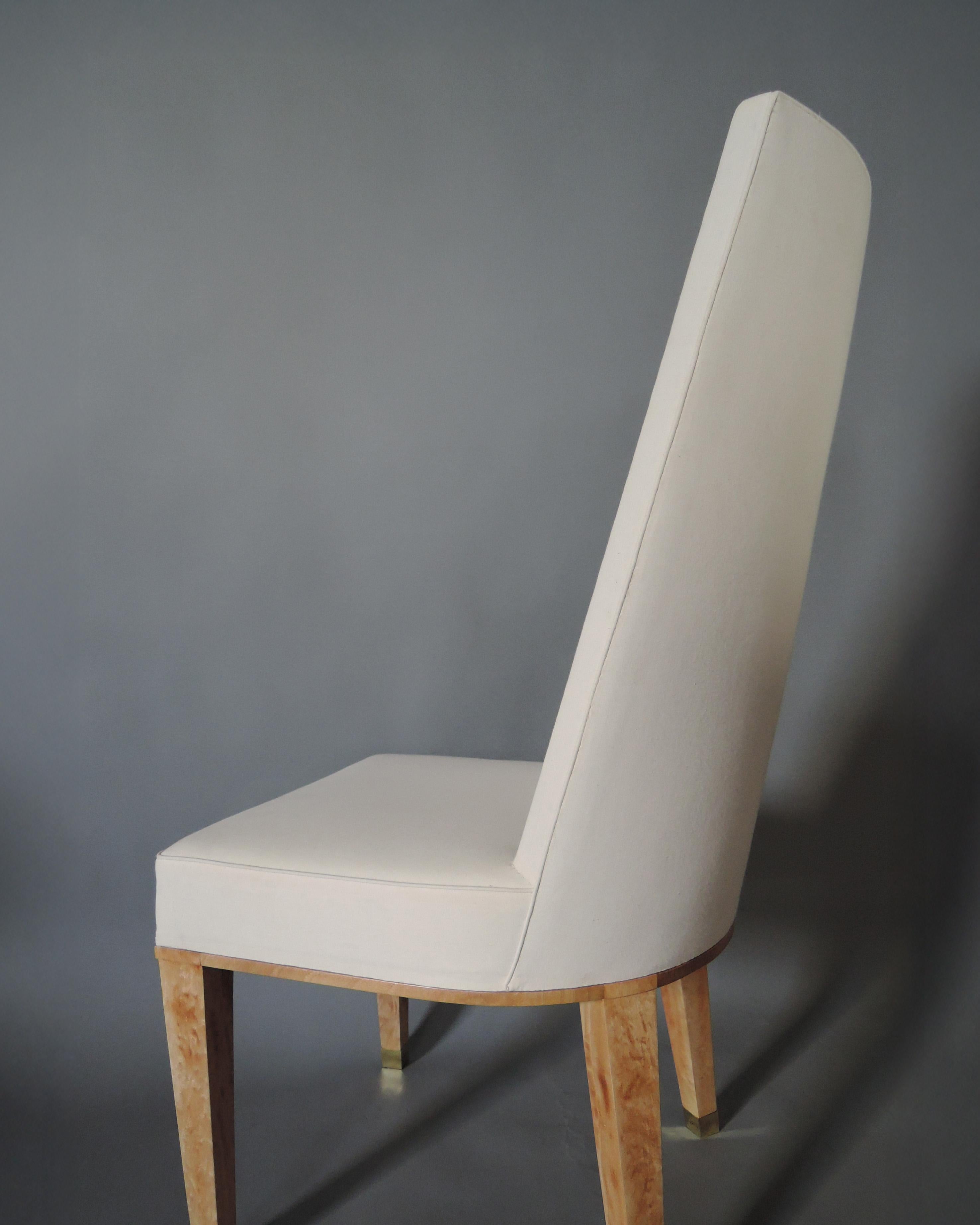 Satz von 8 französischen Esszimmerstühlen aus gebleichtem Mahagoni der 1950er Jahre von Jacques Adnet im Angebot 6