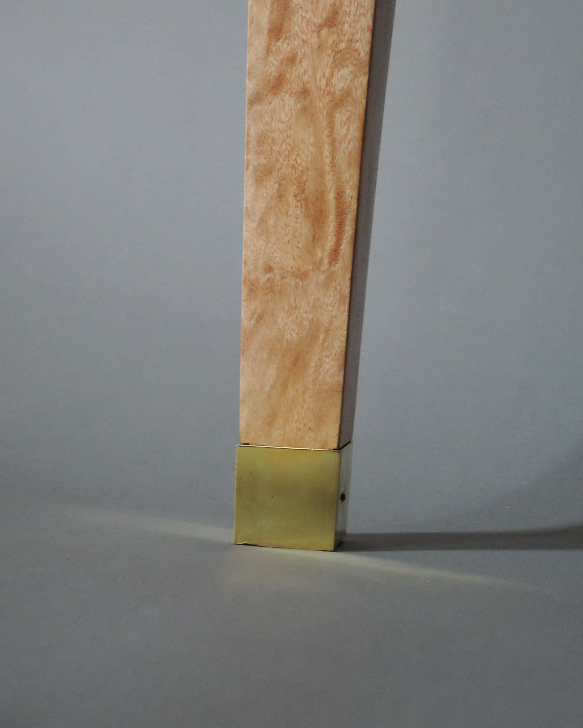 Satz von 8 französischen Esszimmerstühlen aus gebleichtem Mahagoni der 1950er Jahre von Jacques Adnet im Angebot 10