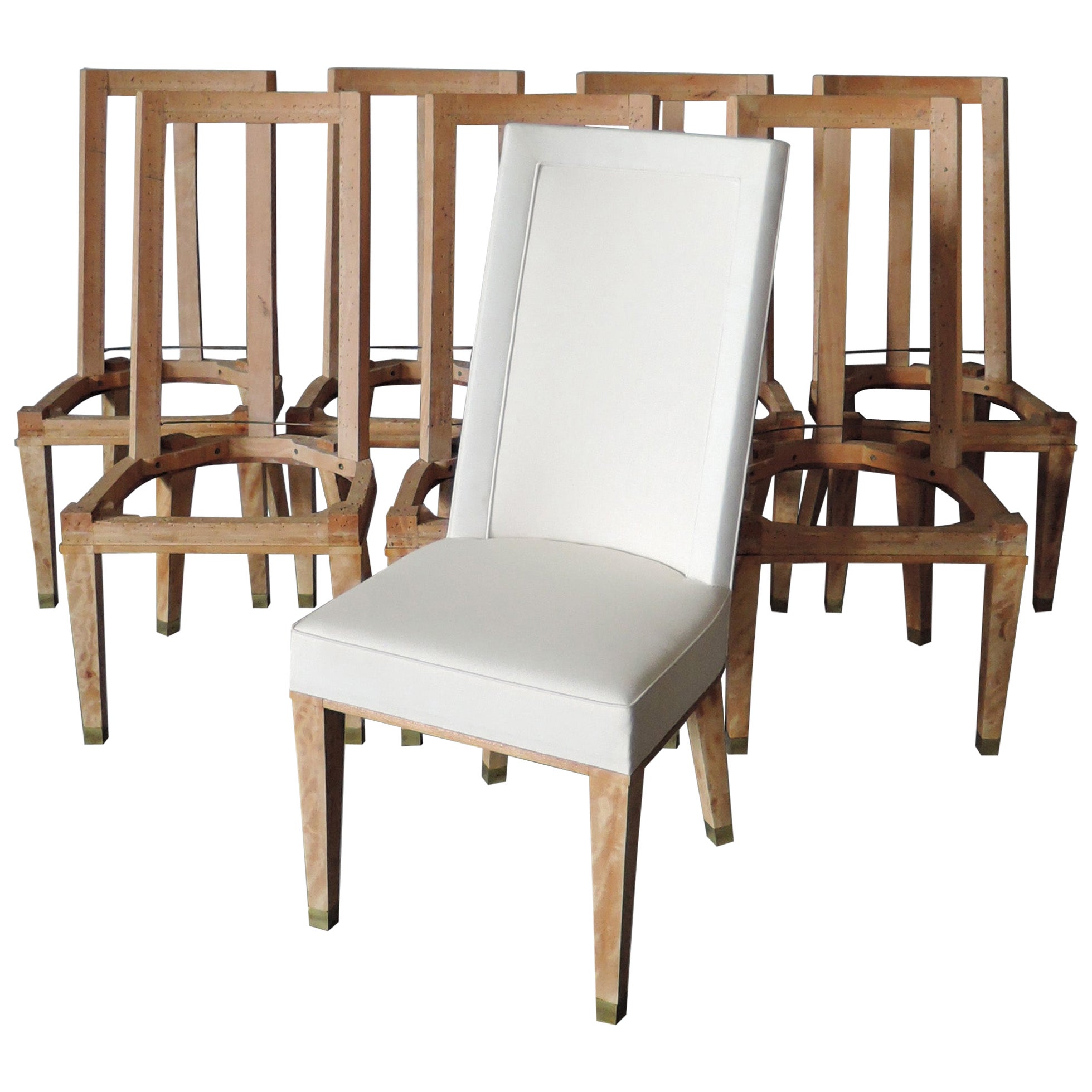 Set di 8 sedie da pranzo in mogano sbiancato francese degli anni 
50 di Jacques Adnet