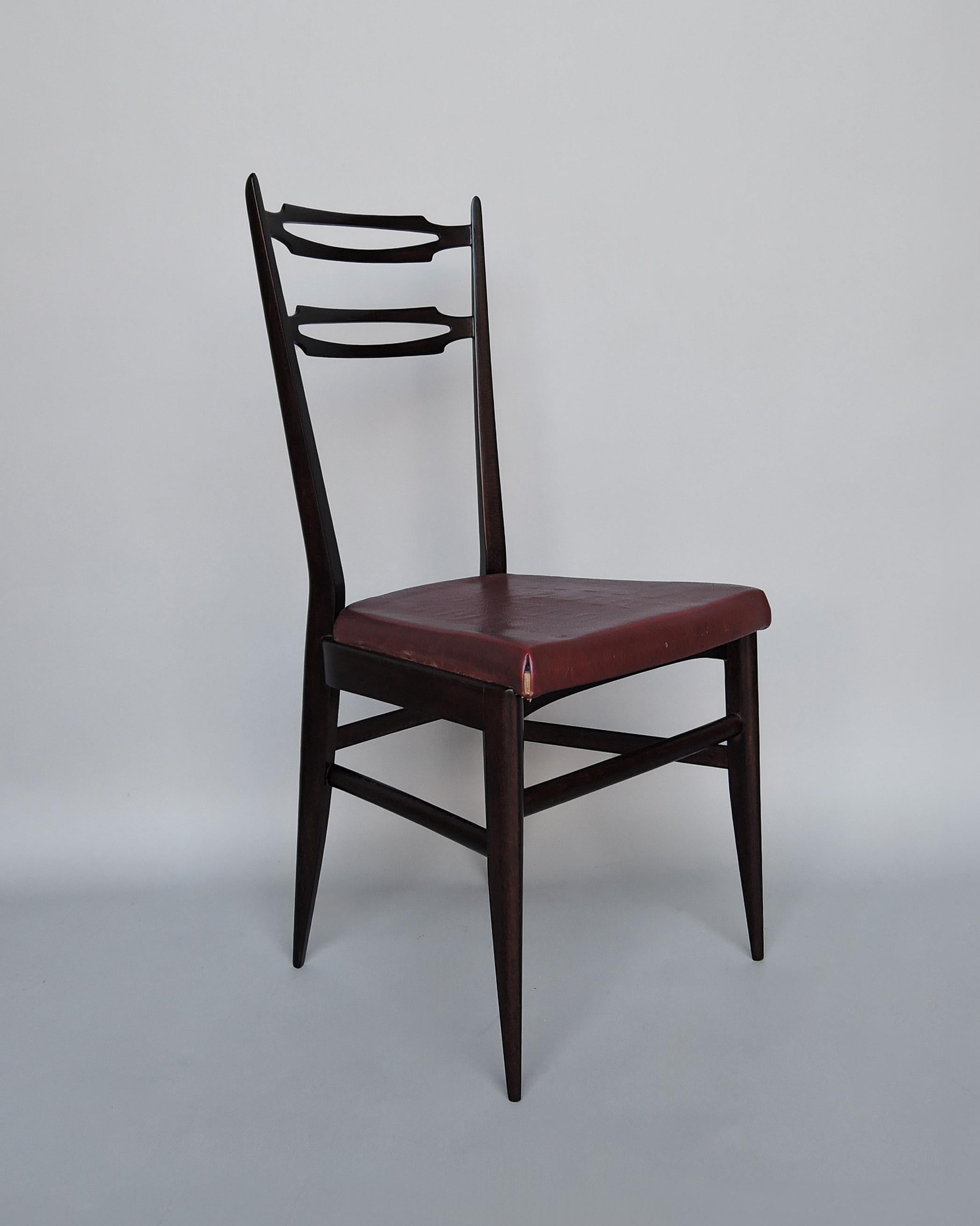 Ensemble de 8 chaises de salle à manger françaises des années 1950 par Maurice Flachet en vente 2