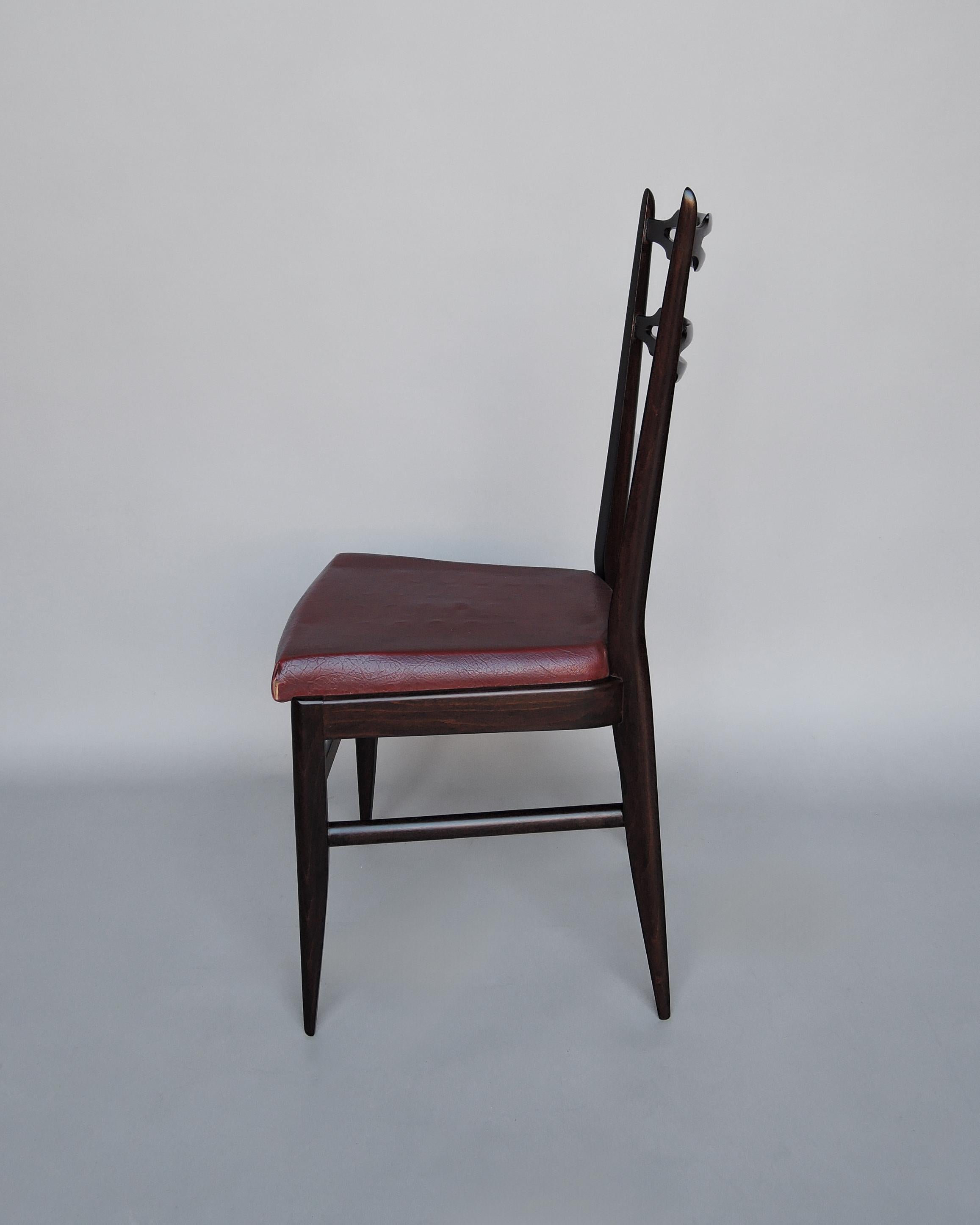 Tacheté Ensemble de 8 chaises de salle à manger françaises des années 1950 par Maurice Flachet en vente
