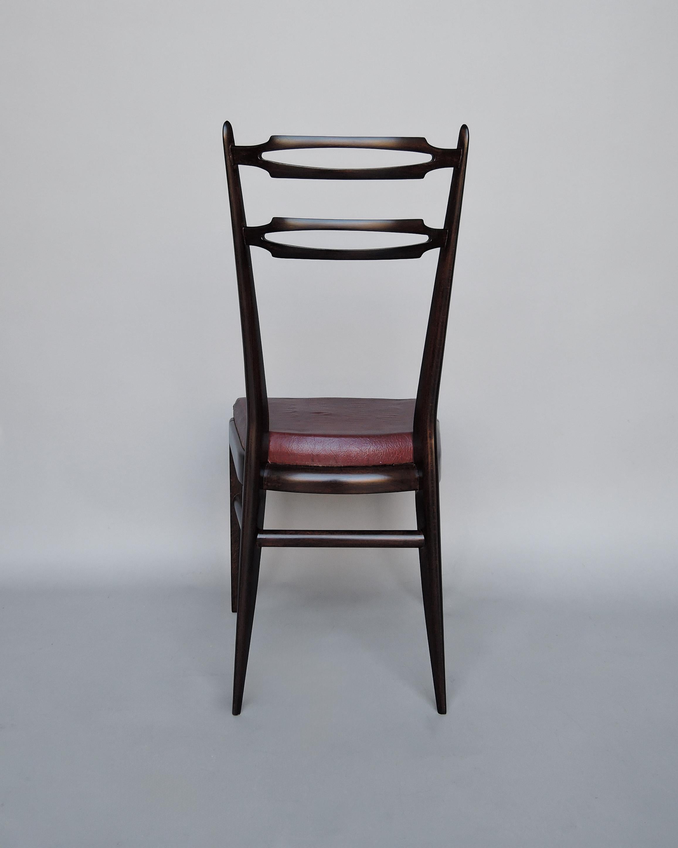 Milieu du XXe siècle Ensemble de 8 chaises de salle à manger françaises des années 1950 par Maurice Flachet en vente