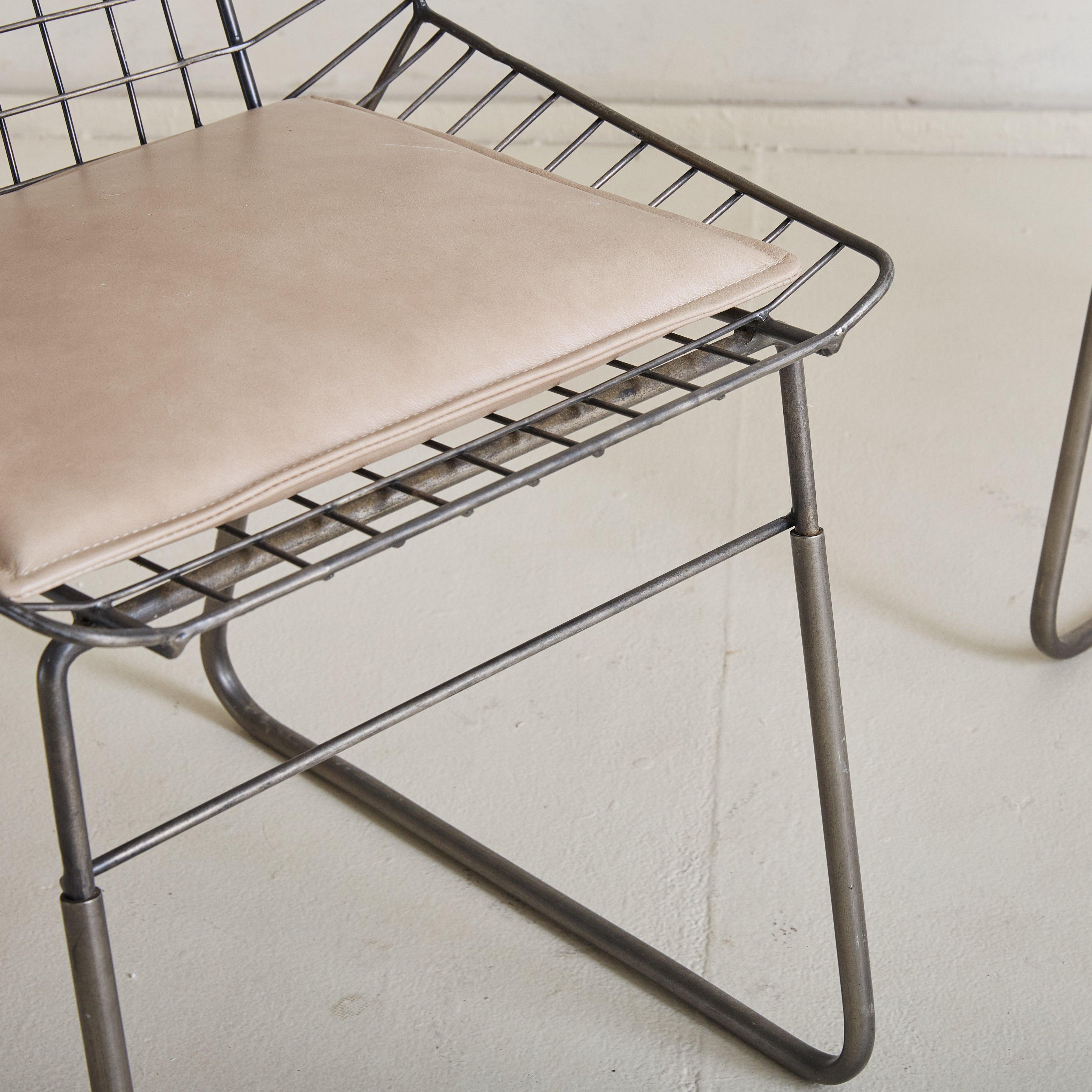 Ensemble de 8 chaises de salle à manger en acier 