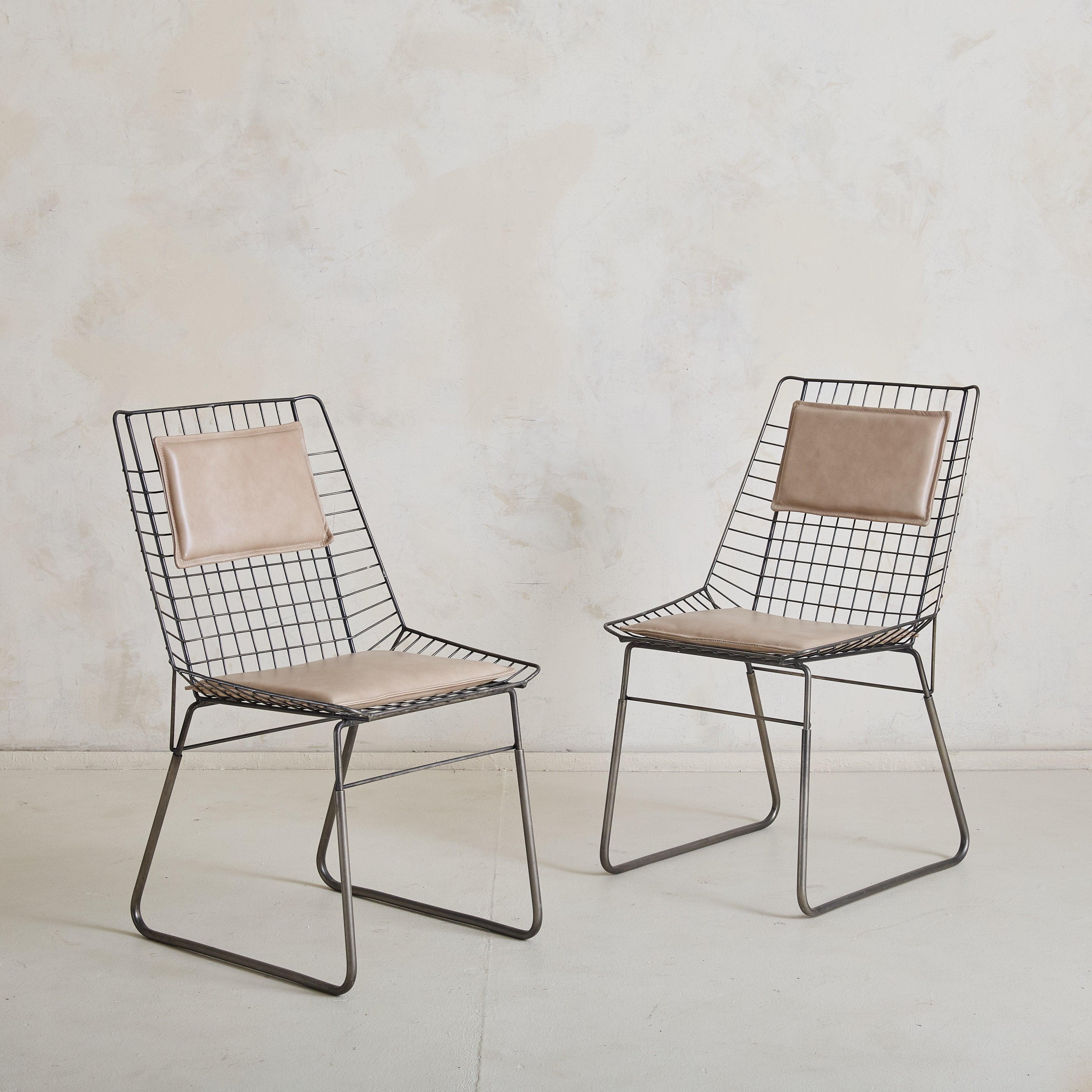 Mid-Century Modern Ensemble de 8 chaises de salle à manger en acier 