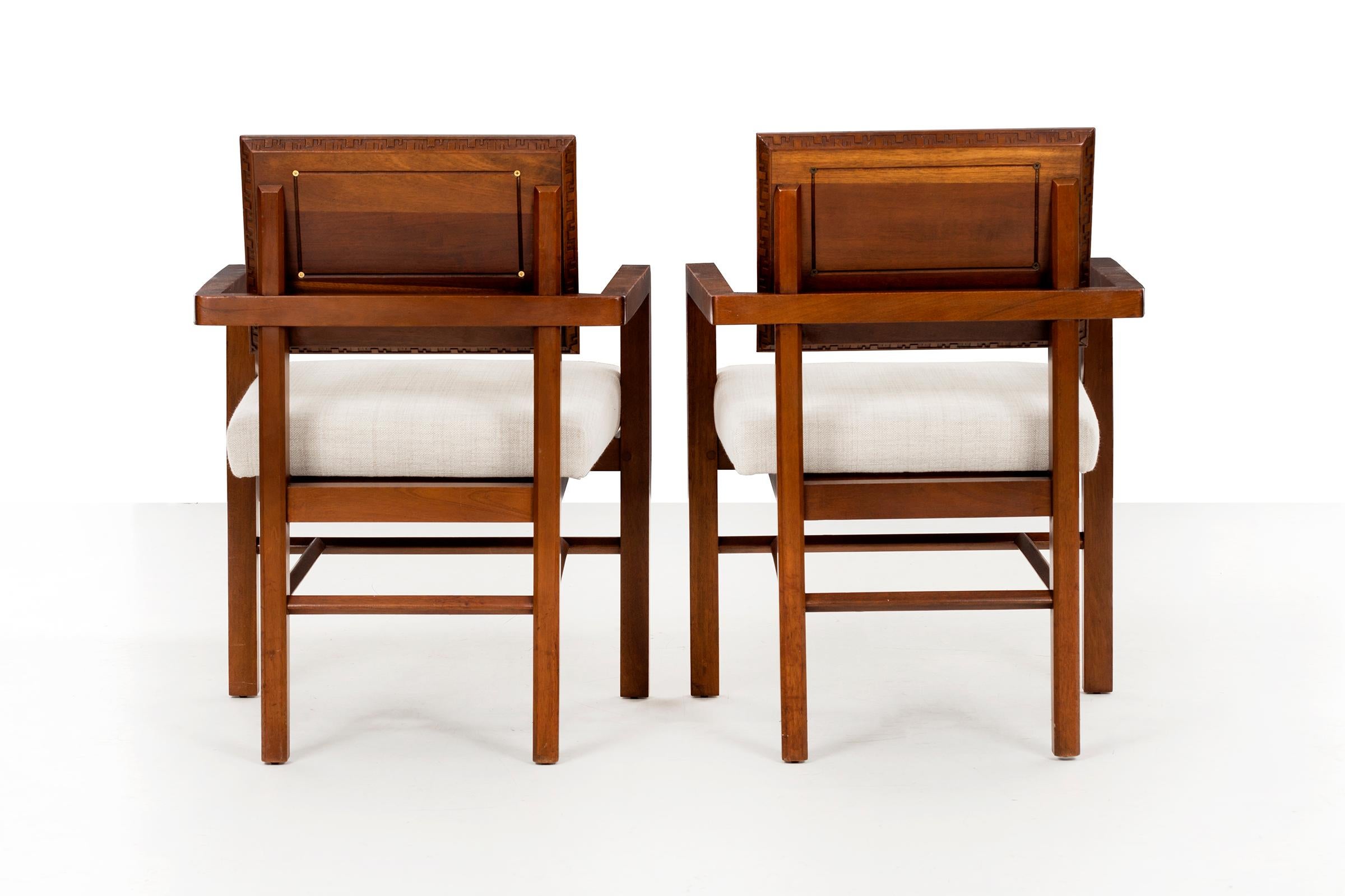 Set of 8 Frank Lloyd Wright Taliesin Dining Chairs, for Henredon In Good Condition In Chicago, IL