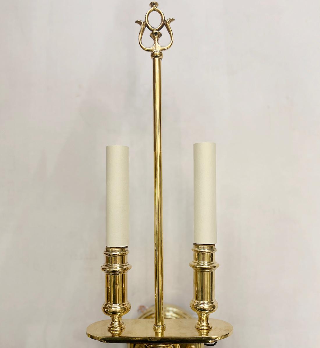 Francese Set di 8 lampade francesi in bronzo, vendute a coppia in vendita