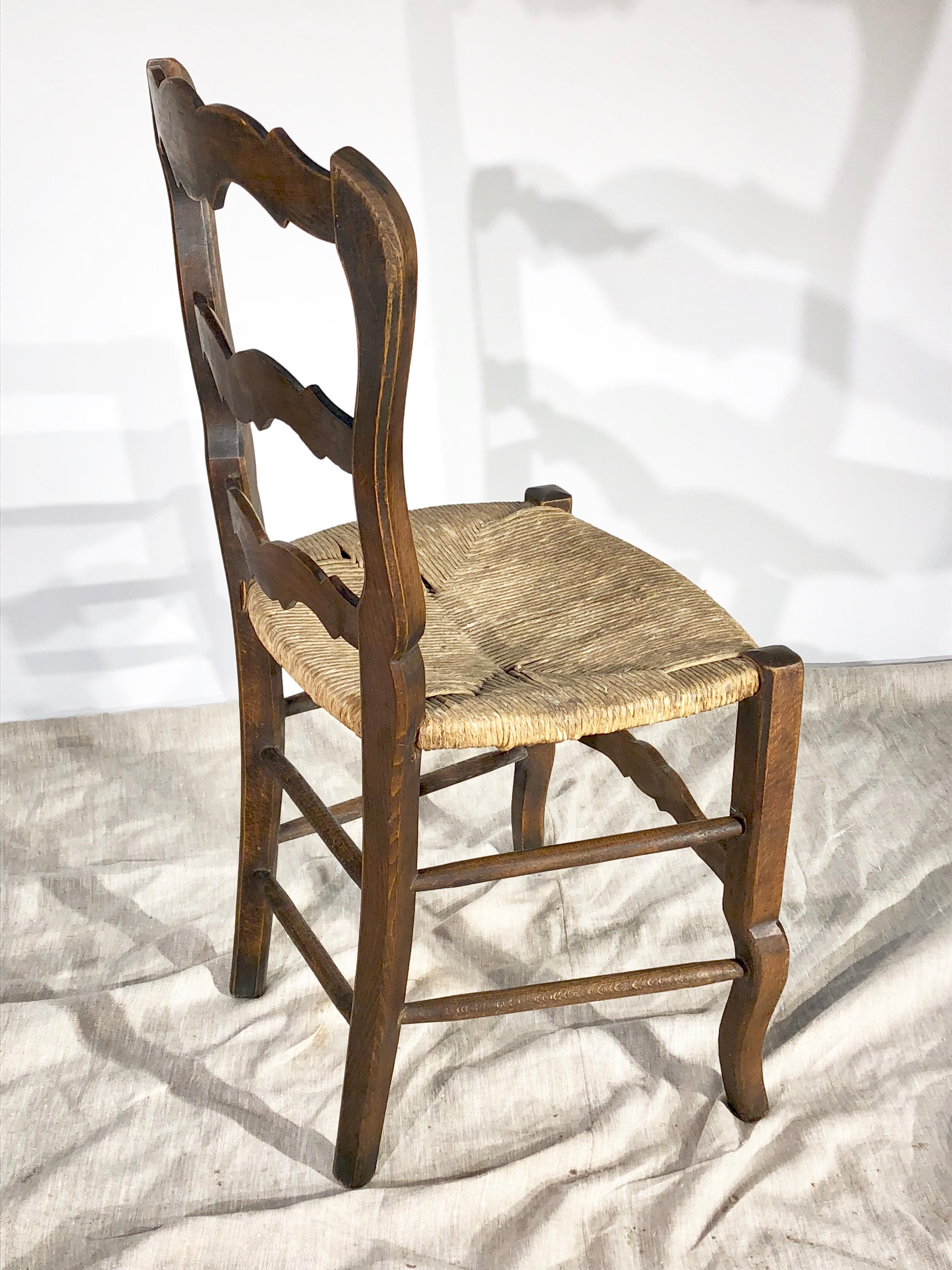 20th Century Set of 8 French Country Dining Chairs