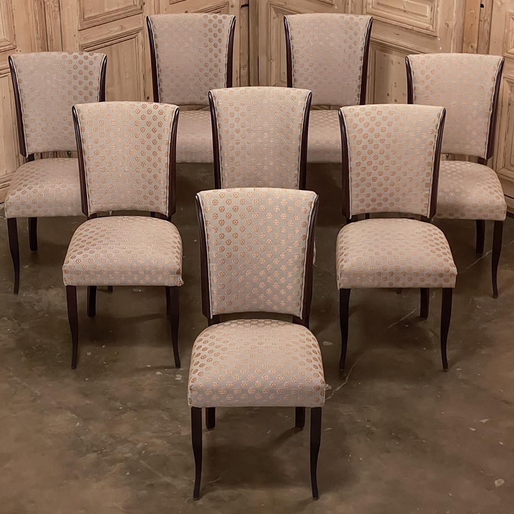 Satz von 8 französischen Mahagoni-Esszimmerstühlen im Directoire-Stil aus der Mitte des Jahrhunderts (Handgefertigt) im Angebot