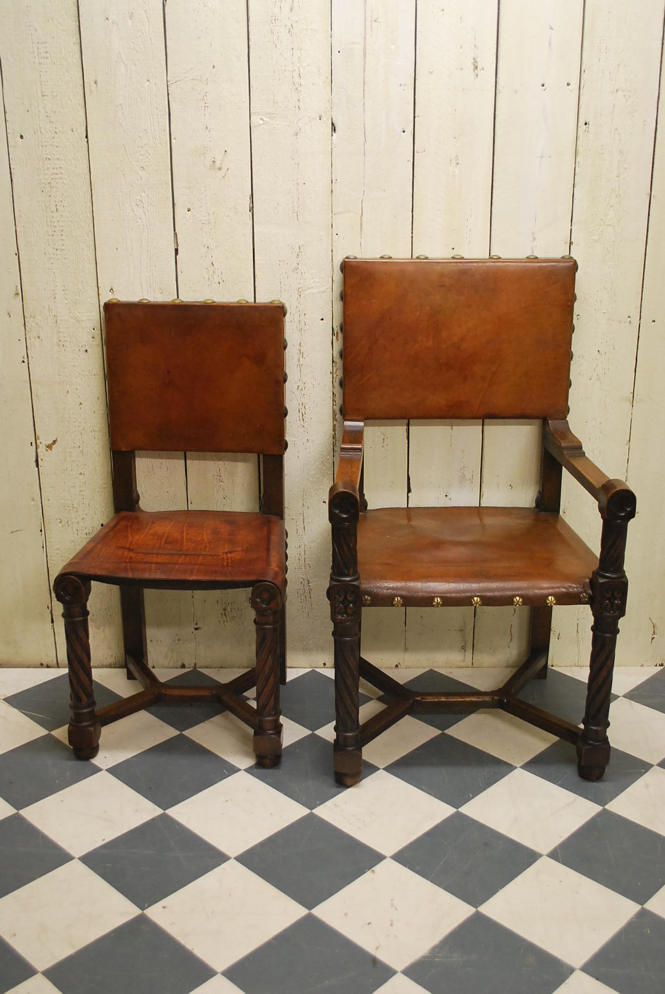 Set of 8 French Gothic Oak and Leather Dining Chairs In Good Condition For Sale In Winchcombe, Gloucesteshire
