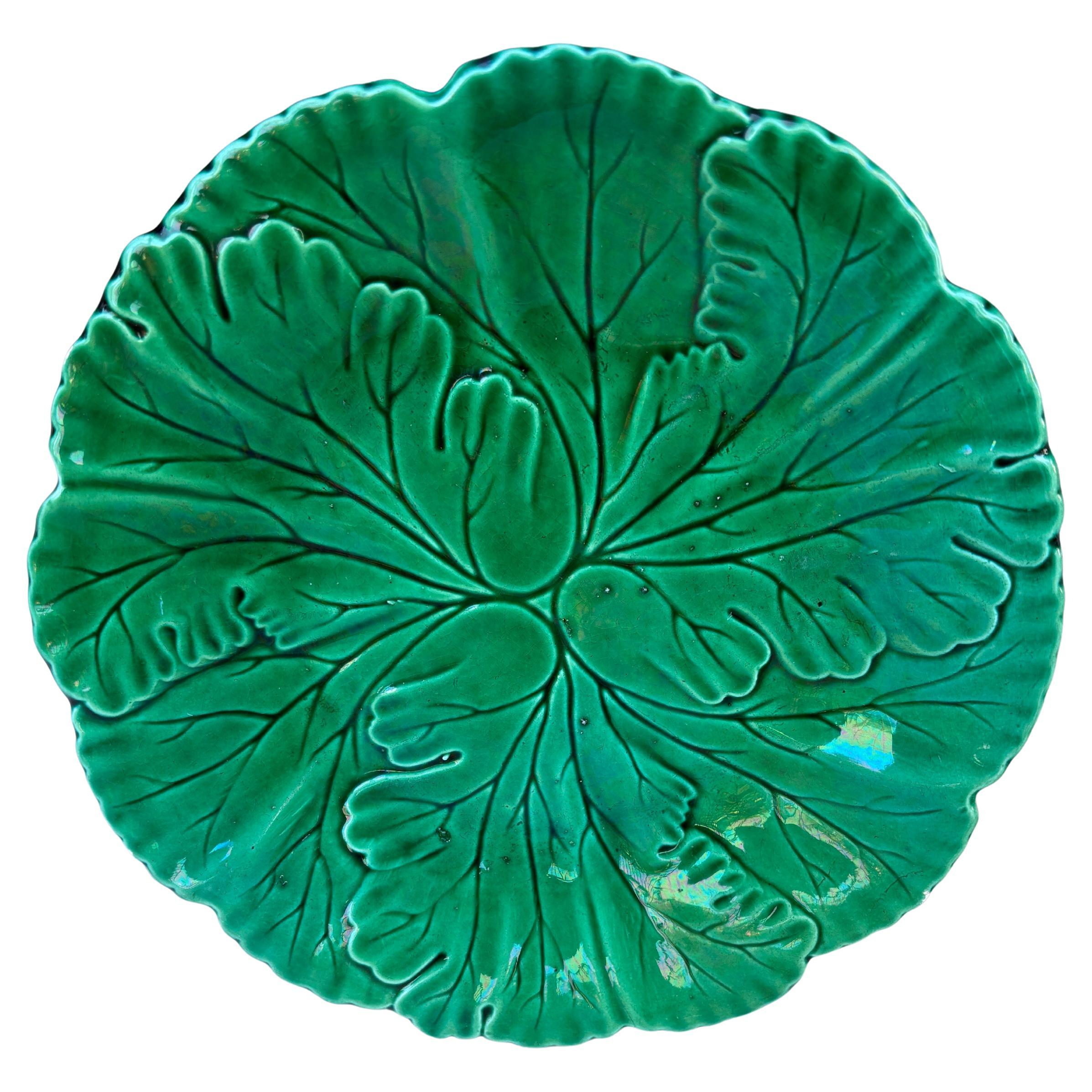 Set di 8 piatti francesi in maiolica verde Clairefontaine, circa 1890 In condizioni buone in vendita a Austin, TX