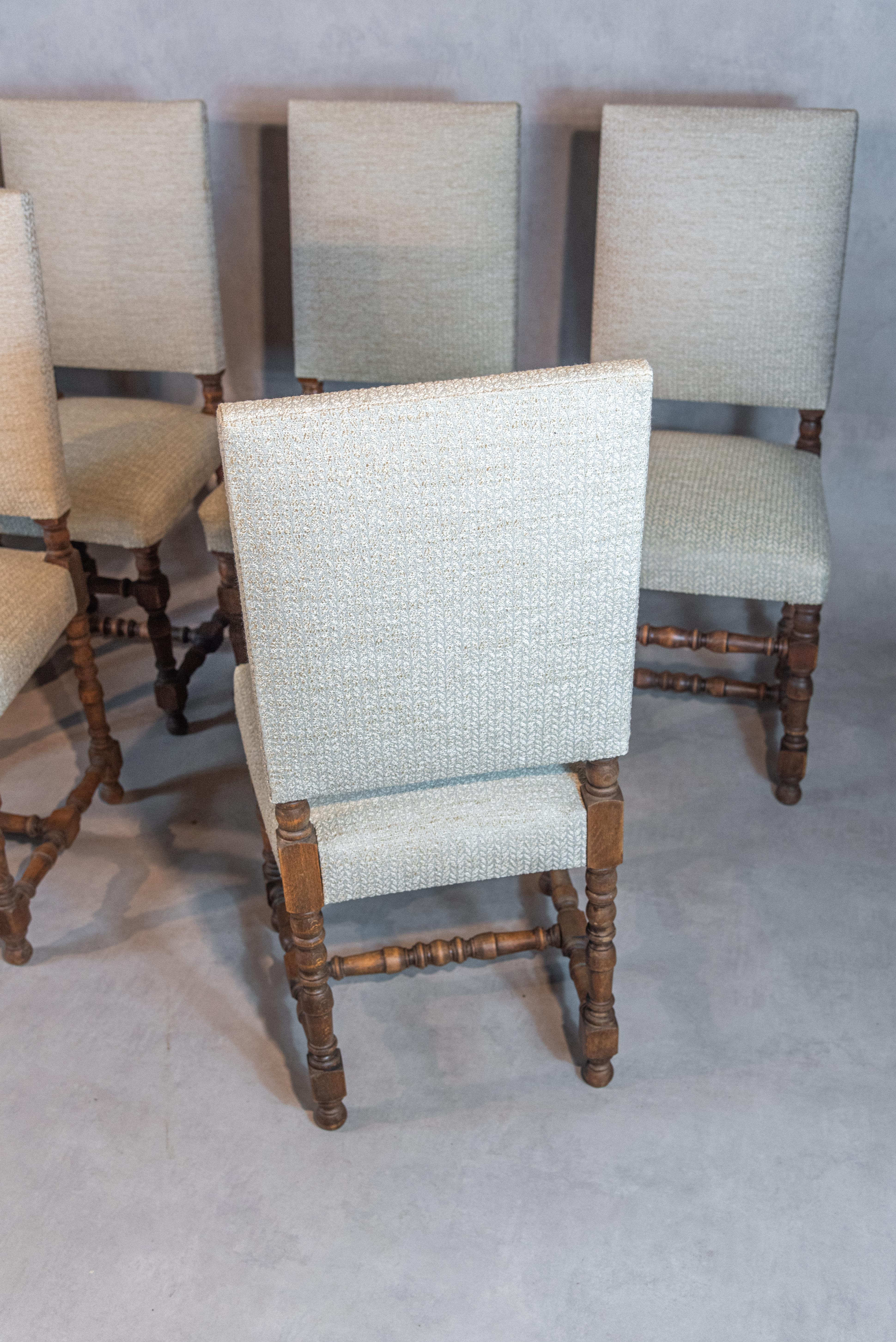 Set of 8 French Louis XIV Style Dining Chairs 4