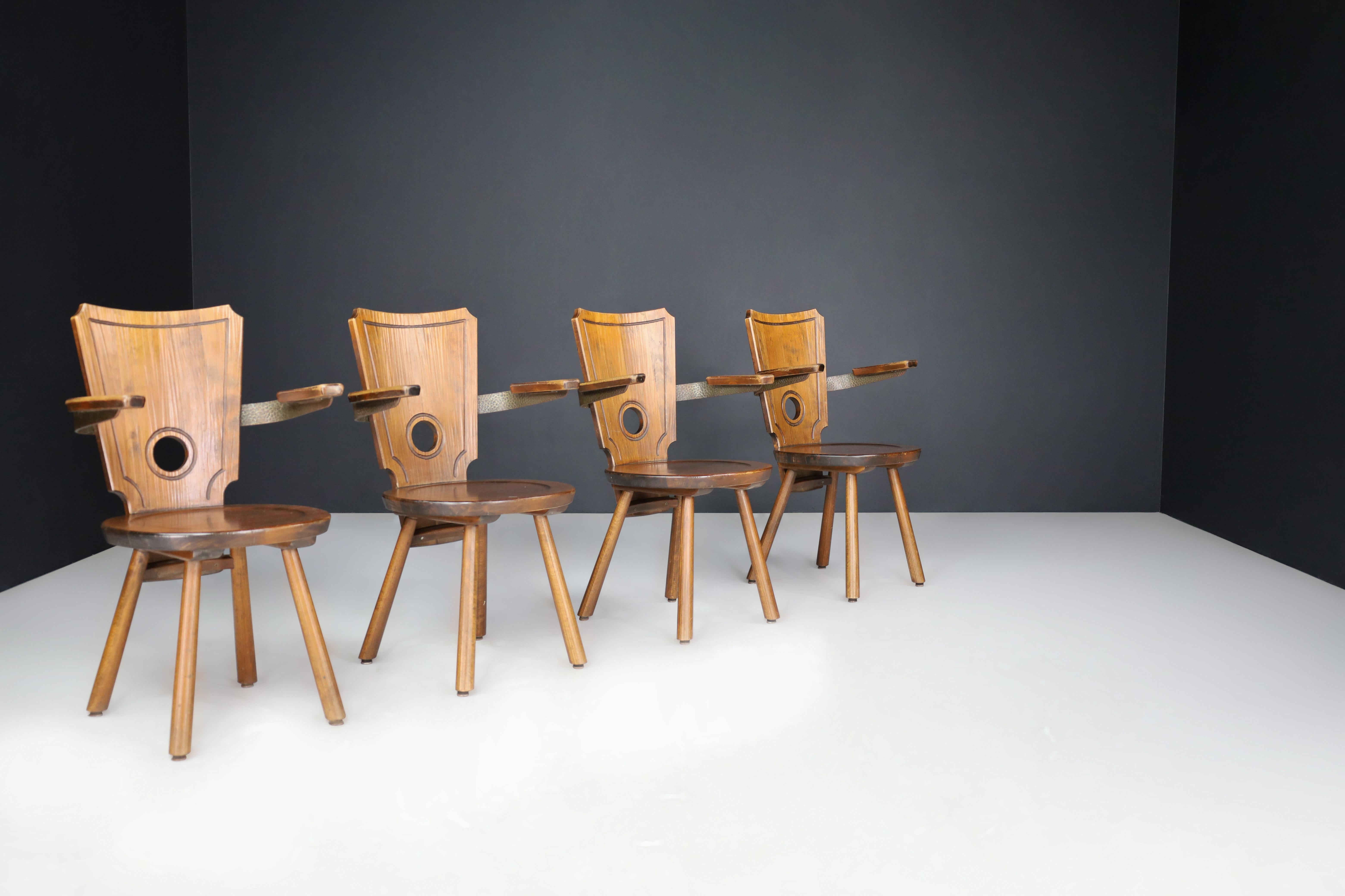 Set of 8 French Modernist Dining Chairs in Stained Oak and Brass, 1960s For Sale 1