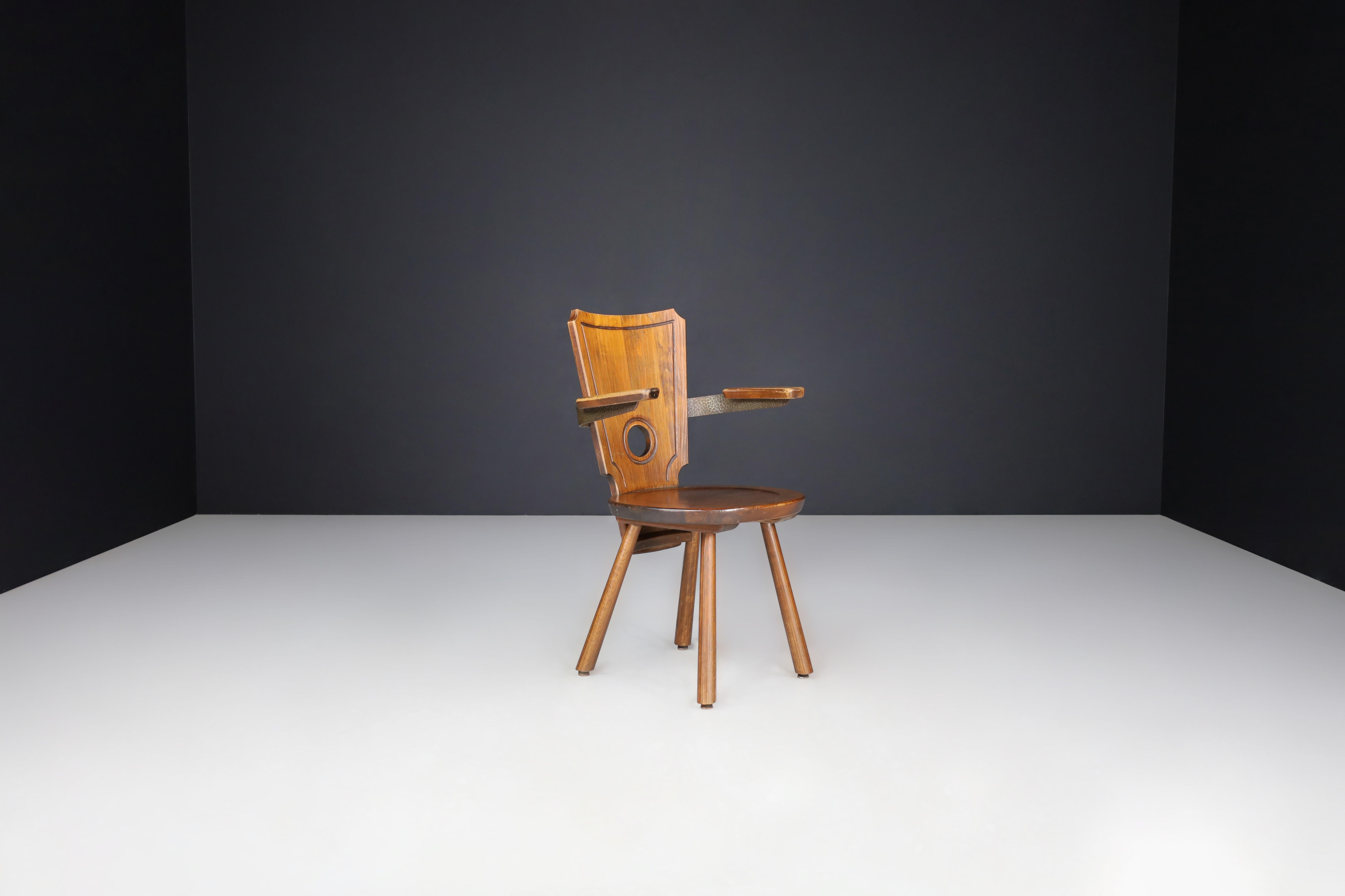 Set of 8 French Modernist Dining Chairs in Stained Oak and Brass, 1960s For Sale 3
